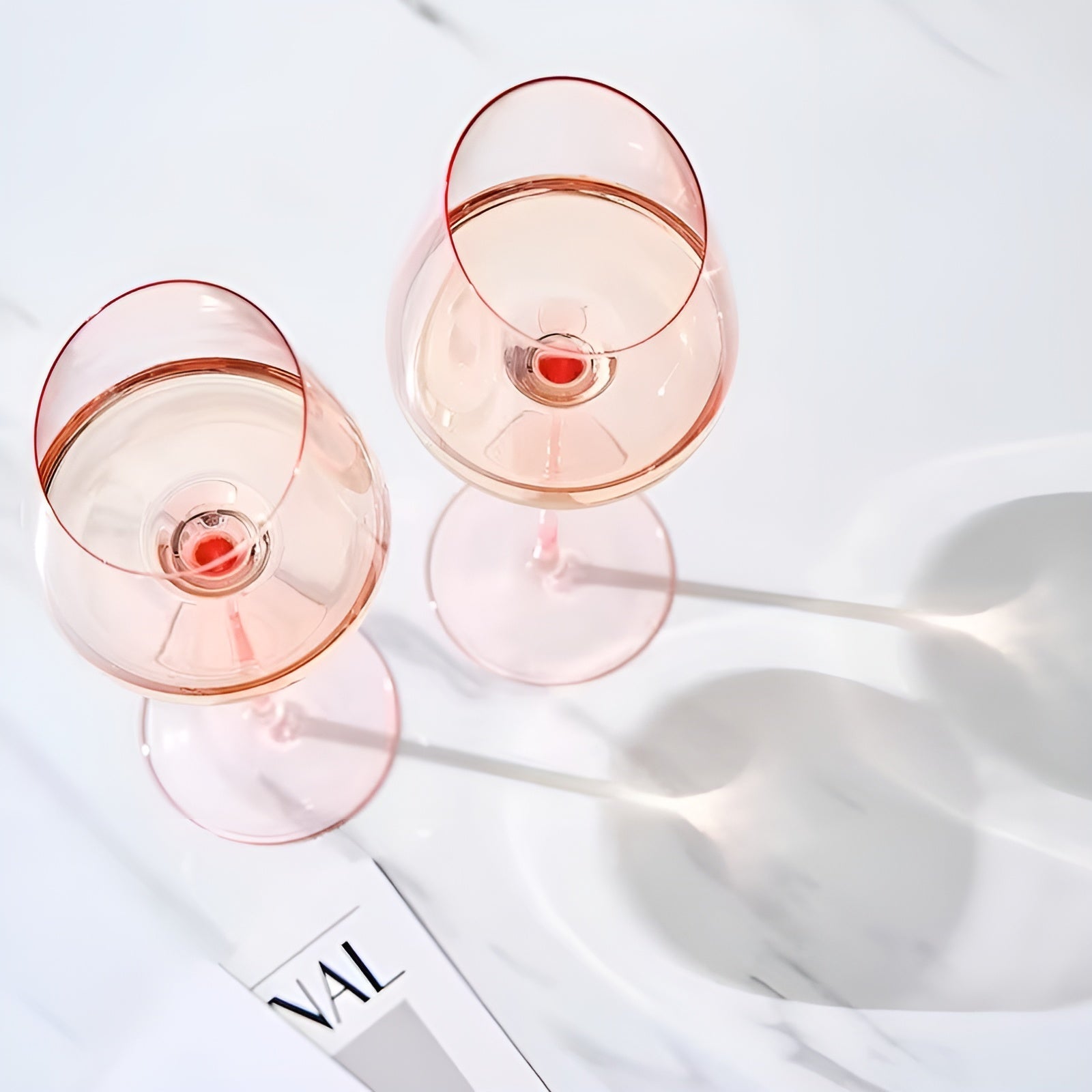 Rosévinglass Sett (2 stk) – Elegant og Dekorativt Design | Perfekt Gave til Spesielle Anledninger