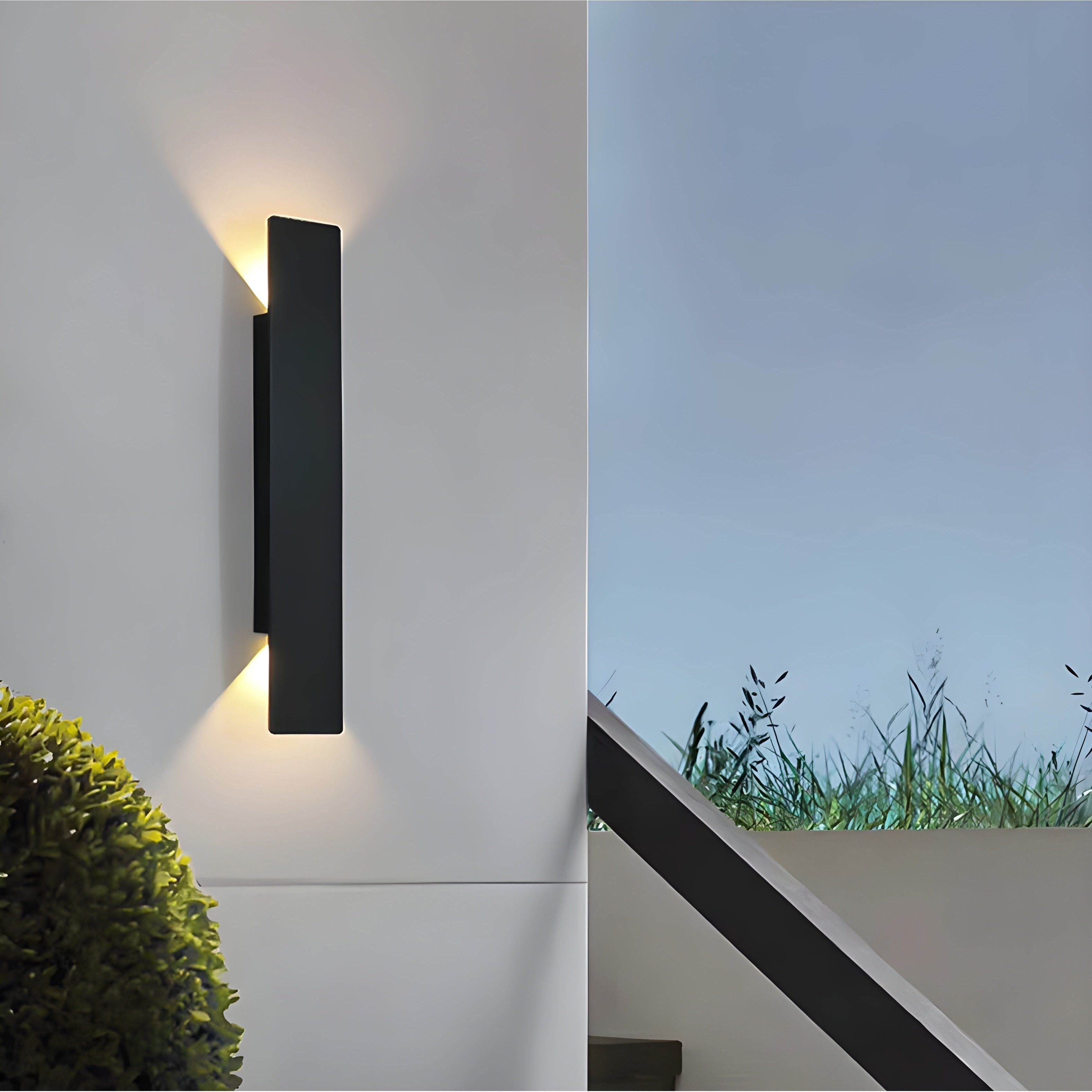 Bilde av Velheim - Moderne Værbestandig Led-vegglampe i Aluminium for Utendørs Bruk fra Velisse