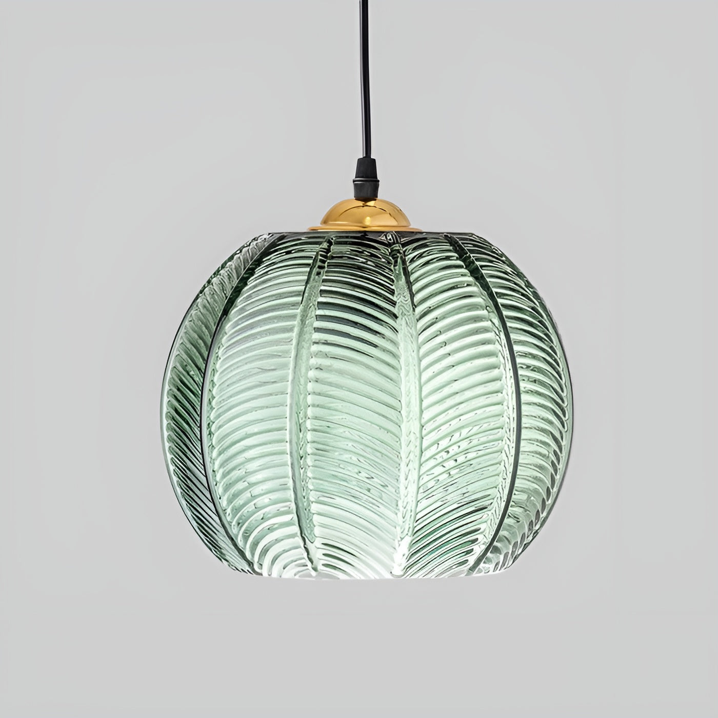 Ribbet Glasspendel i Grønn – Stemningsfullt Retrodesign | Dekorativ Taklampe for Stue og Spisestue - Grønn