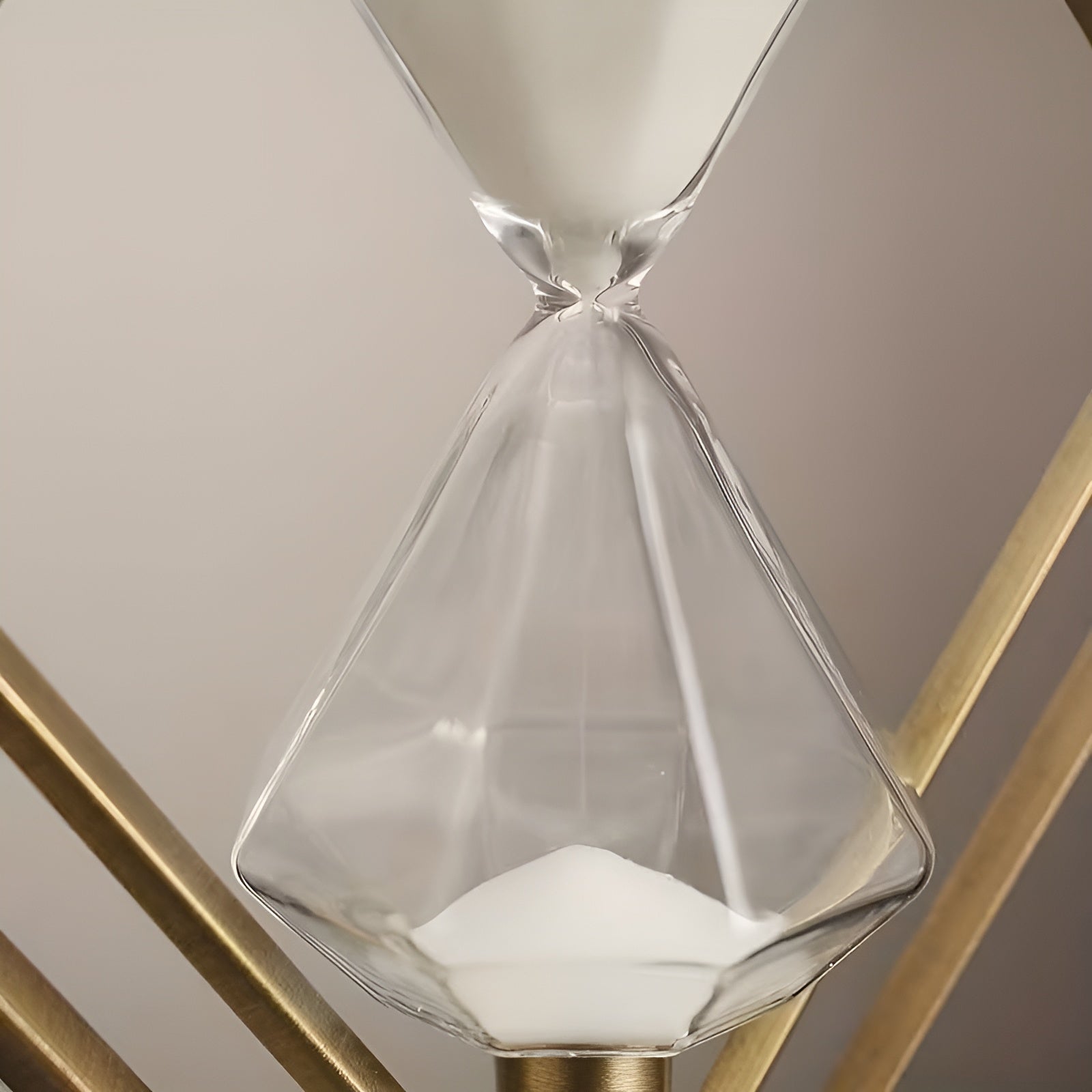 Sandur Med Geometrisk Metallramme – Dekorativ Og Avslappende | Med Hvit Sand Som Meditasjonstimer - Timeglass