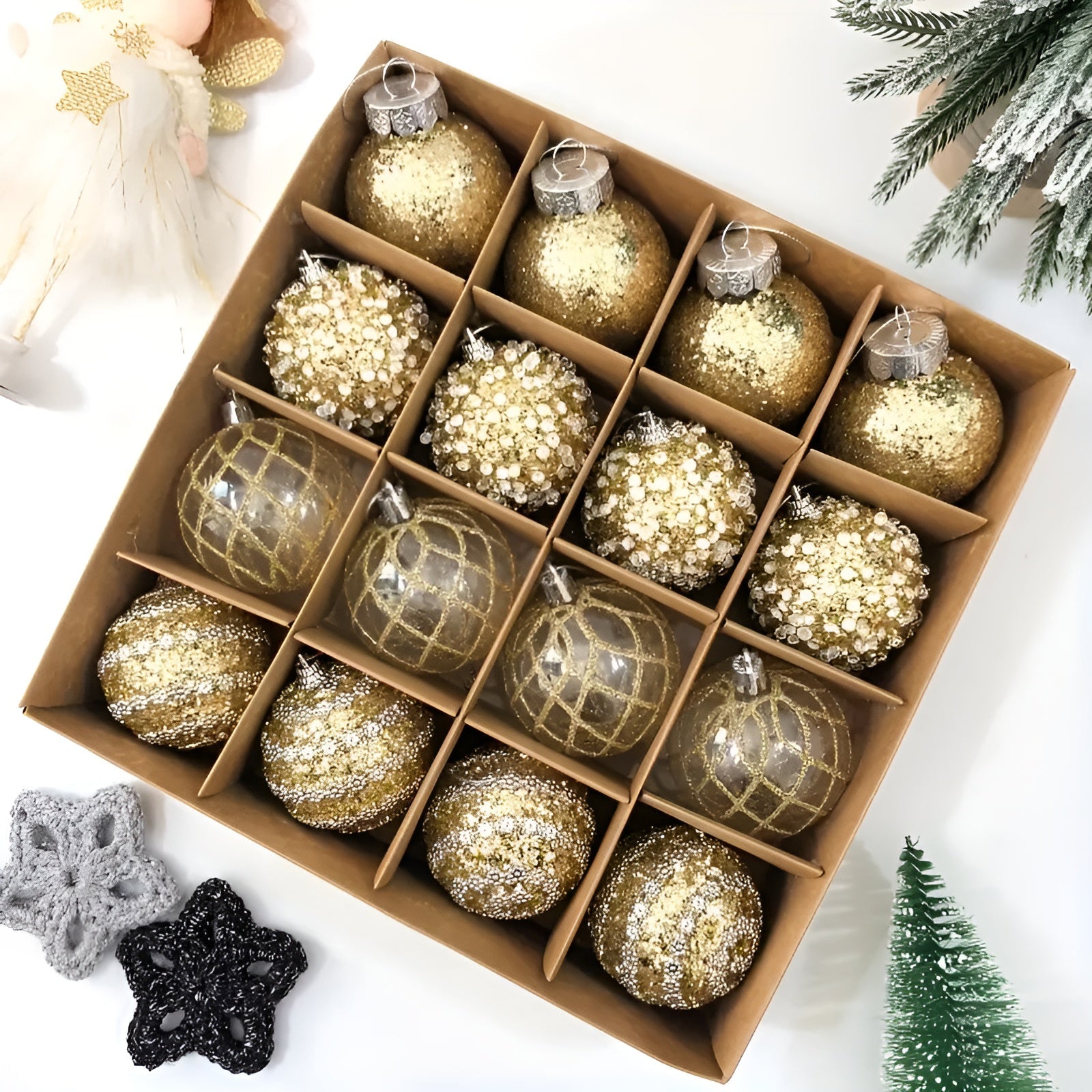 Julekuler Sett (16 stk, Ø 6 cm) – Elegante Kuler i Champagne | Perfekt til Juletreet