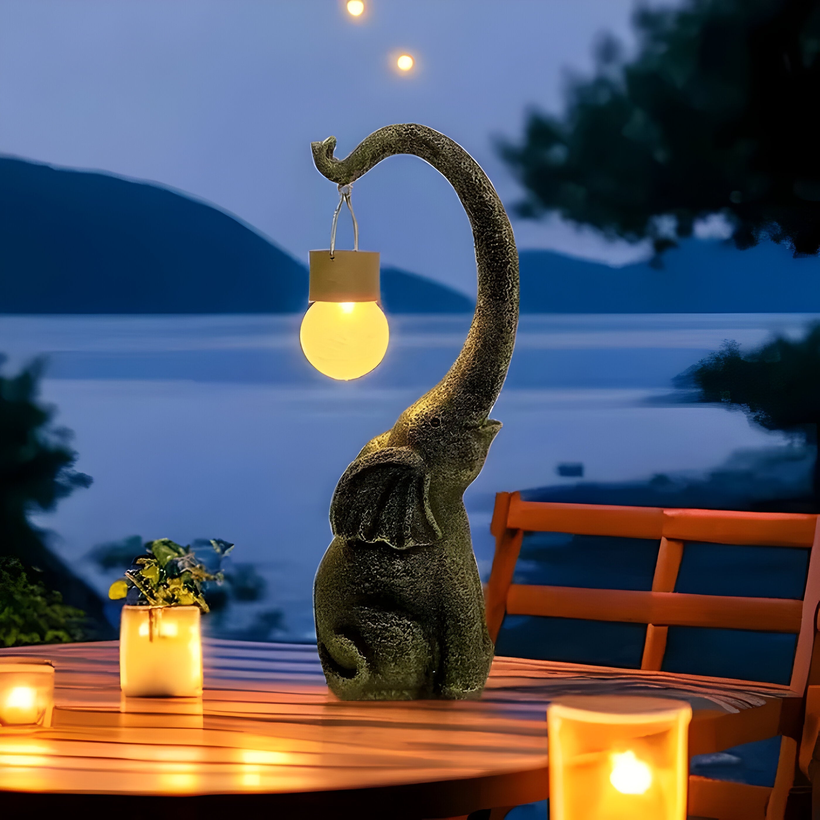 Klyssa - Solcelledrevet Bordlampe I Kobber Med Elefantdesign