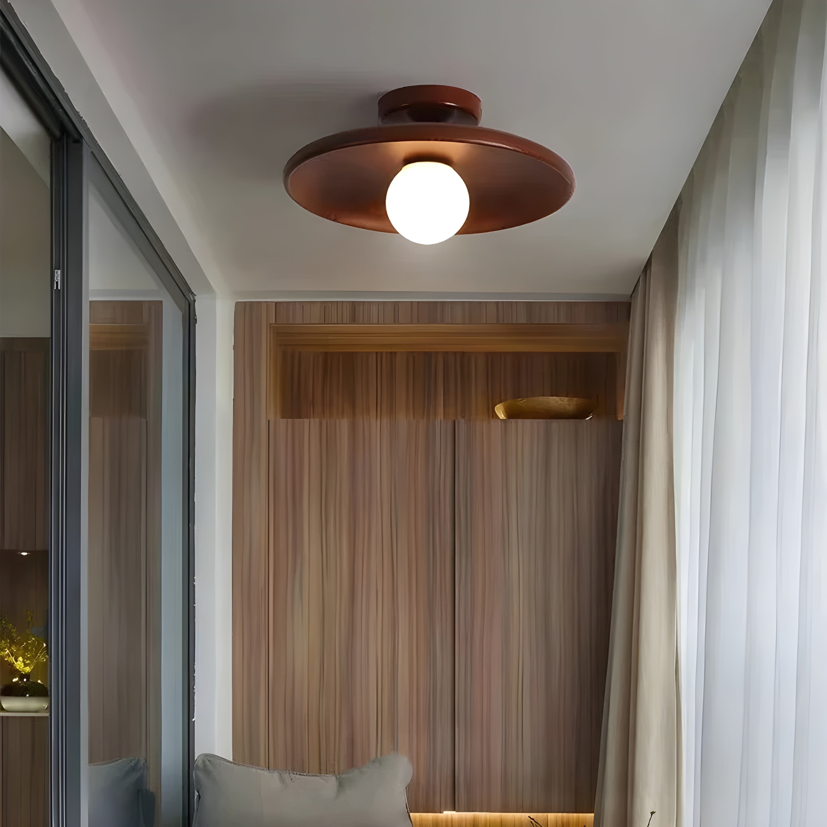 Bilde av Carins Taklampe i Tre – Stilren Eleganse for Moderne Hjem fra Velisse