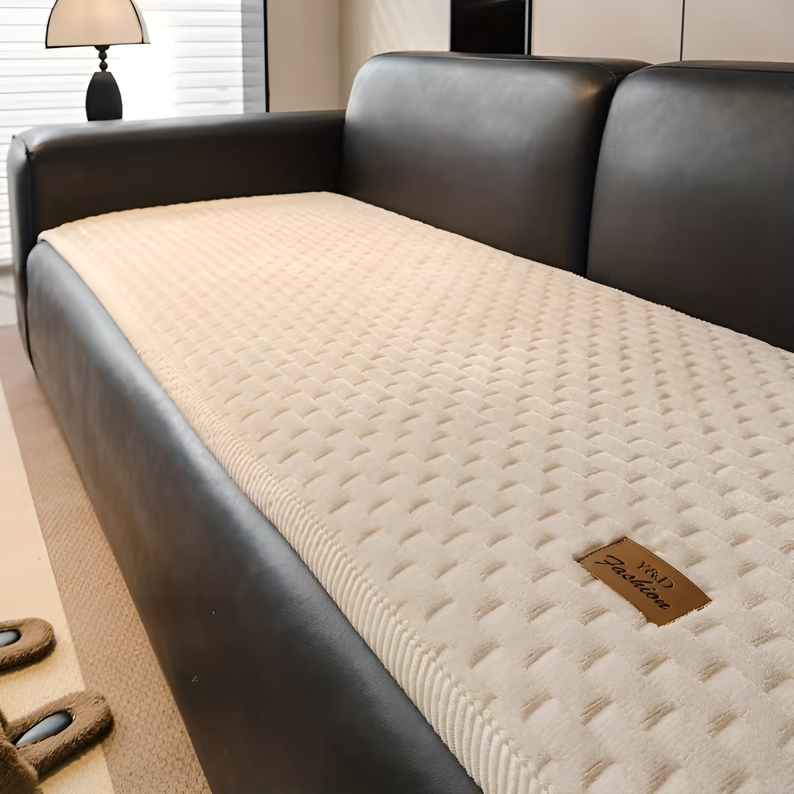 Vattert Sofatrekk i Plysj – Ekstra Tykt og Mykt | Varmt, Sklisikkert og Beskyttende