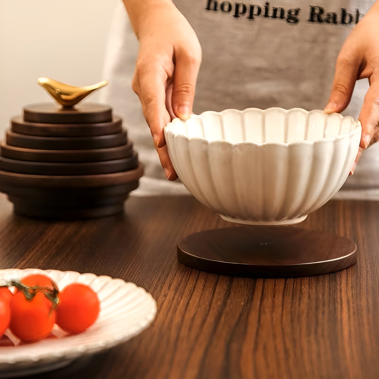 Bordunderlag Av Svart Valnøttre – Varmebestandig Og Elegant | Beskytter Bord Og Arbeidsflate