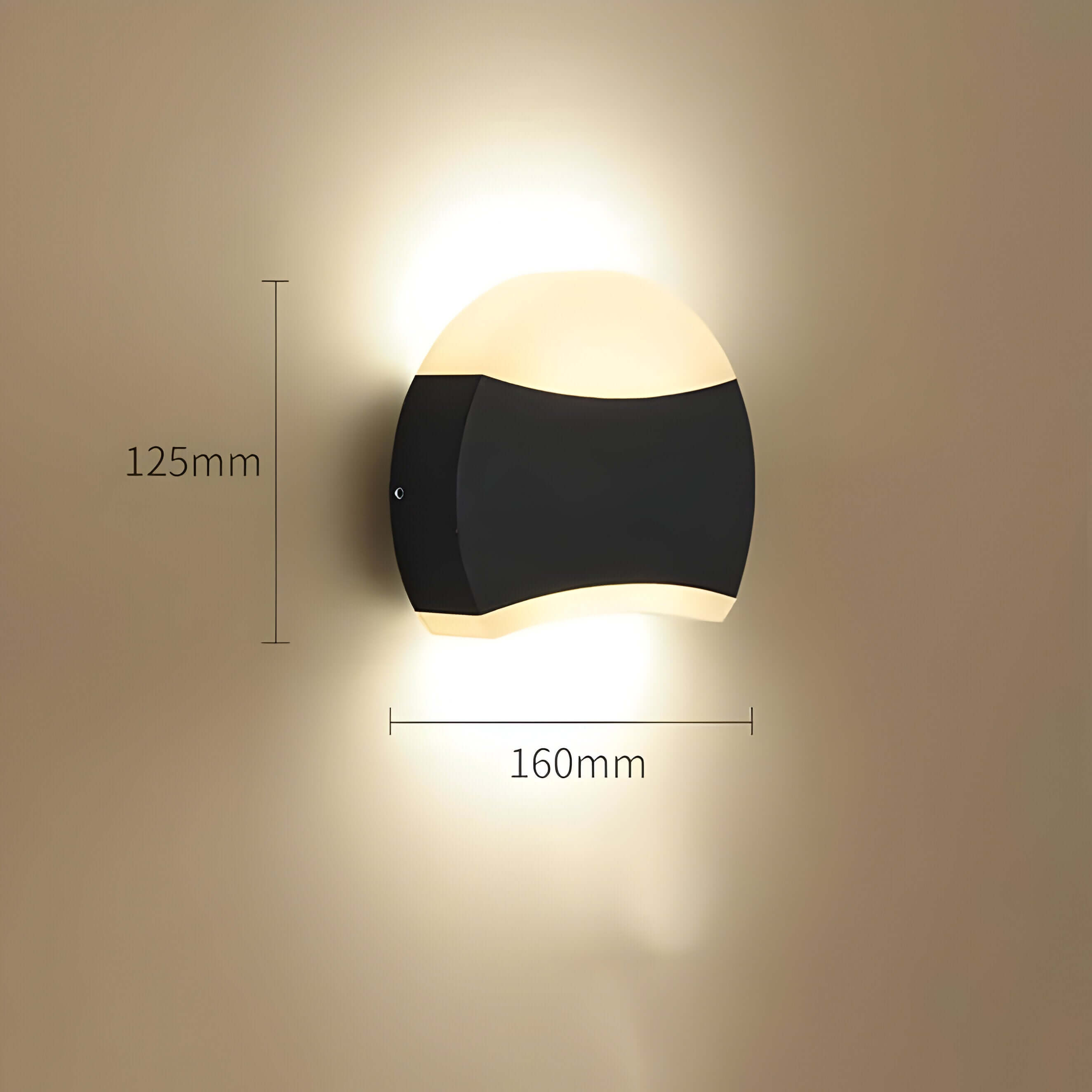 Vynna – Vanntett LED Vegglampe i Moderne Design