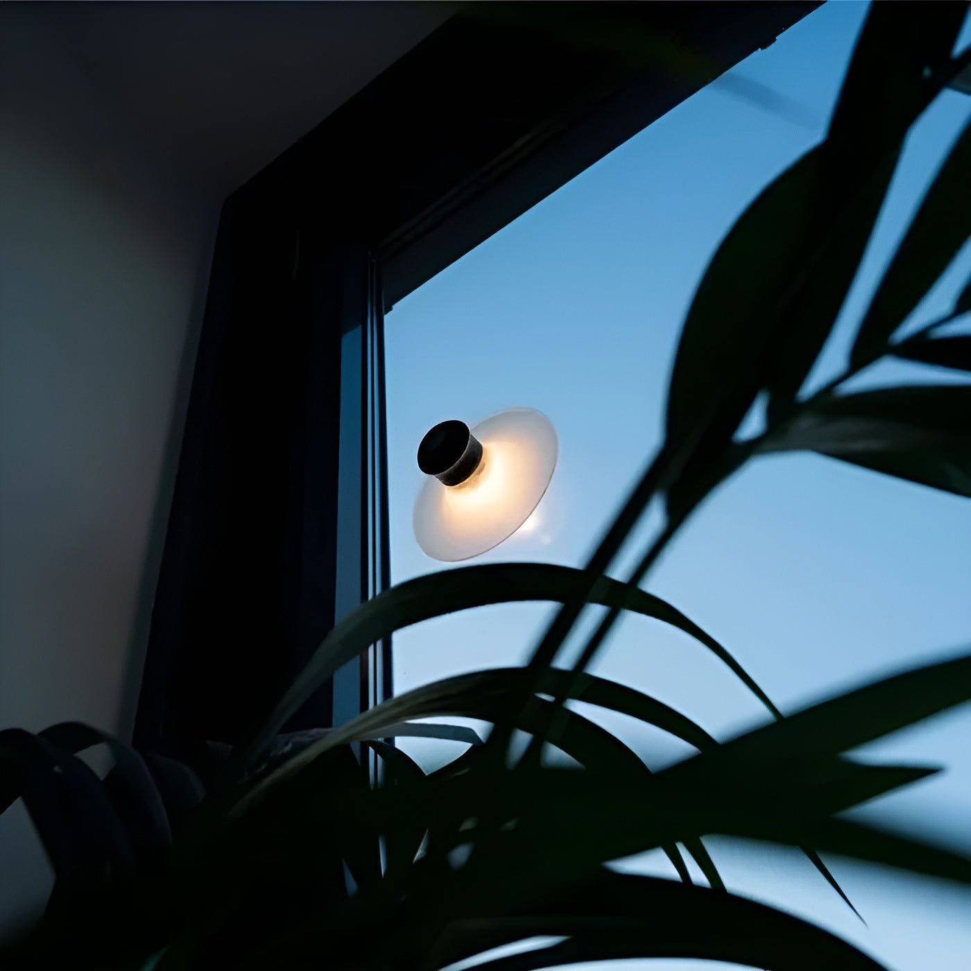 LED-lampe med sugekopp – Oppladbar og Fleksibel | Perfekt for Hjem og Reise