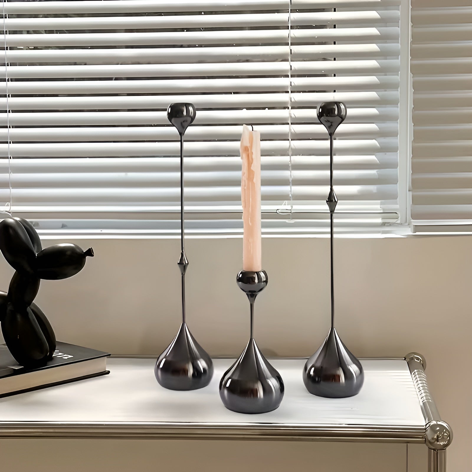 3-pakning Med Lysestaker I Dråpeform – Minimalistisk Design I Svart Metall | Dekorativt Til Stuen Bordet Og Kafeen