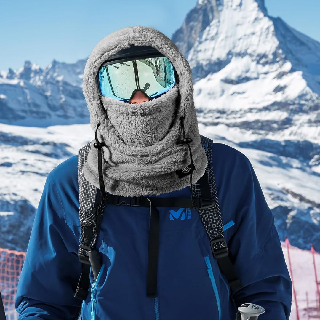 Balaclava med hette – tilgjengelig i flere farger: beige, sort, rosa, brun, lysegrå