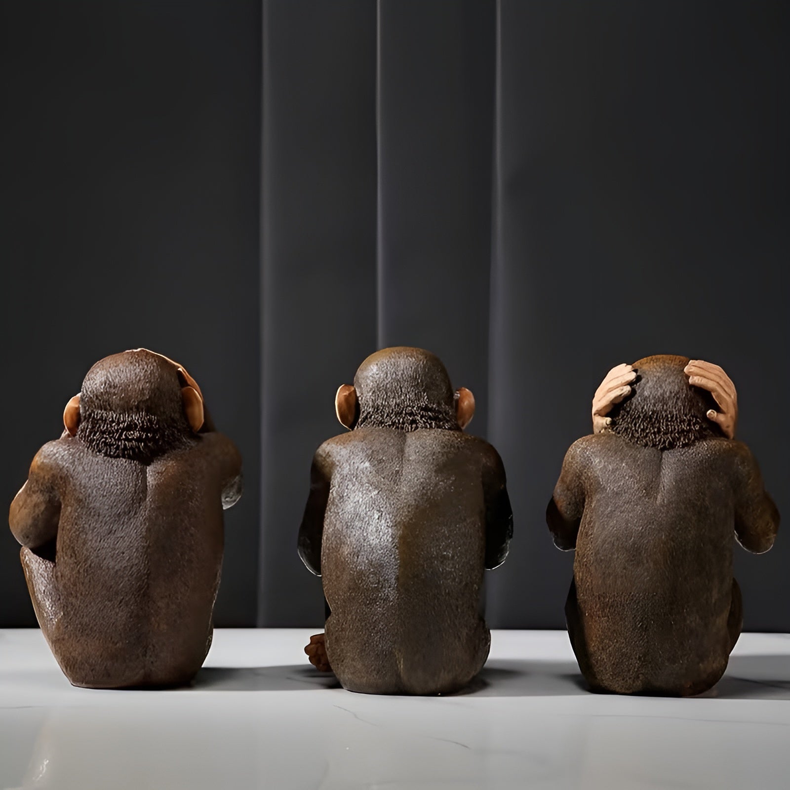 Realistiske Gorillafigurer i Sett – Detaljrike og Dekorative | Perfekt for Kontor, Stue og Hylle