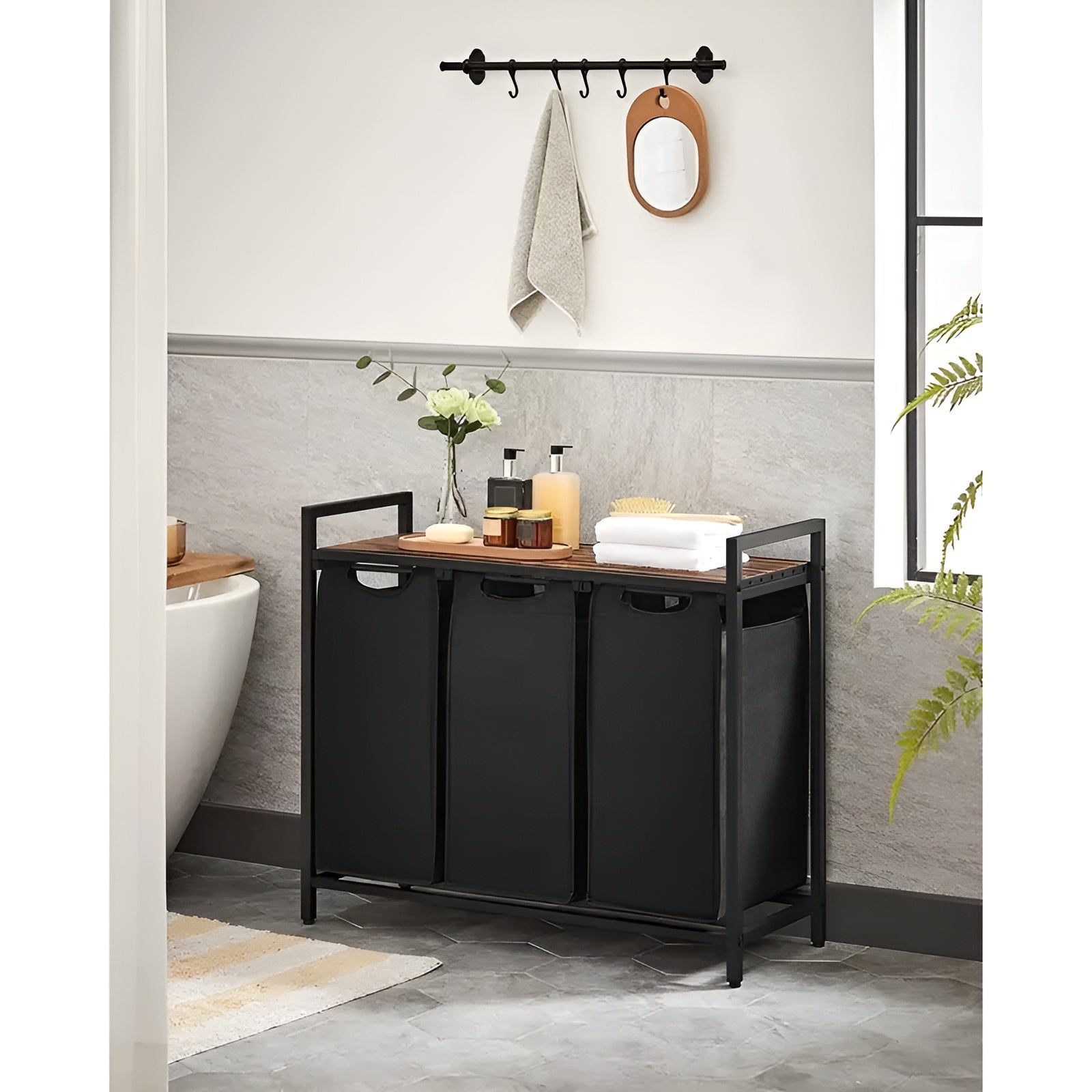 Kleskurv Med Rom – Uttrekkbar Kleskurv Med Oppbevaringsrom | Svart Metall Og Trelook I Brunt