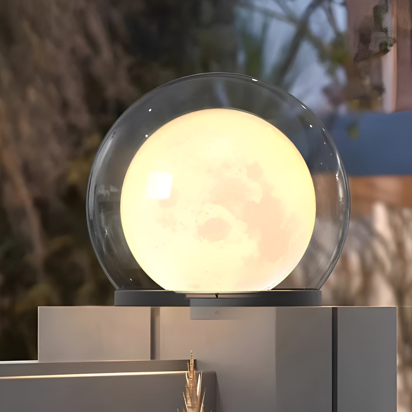 Utendørslampe I Søyleform – Værbestandig, Stilig Hagebelysning For Terrasser Og Gårdsplasser