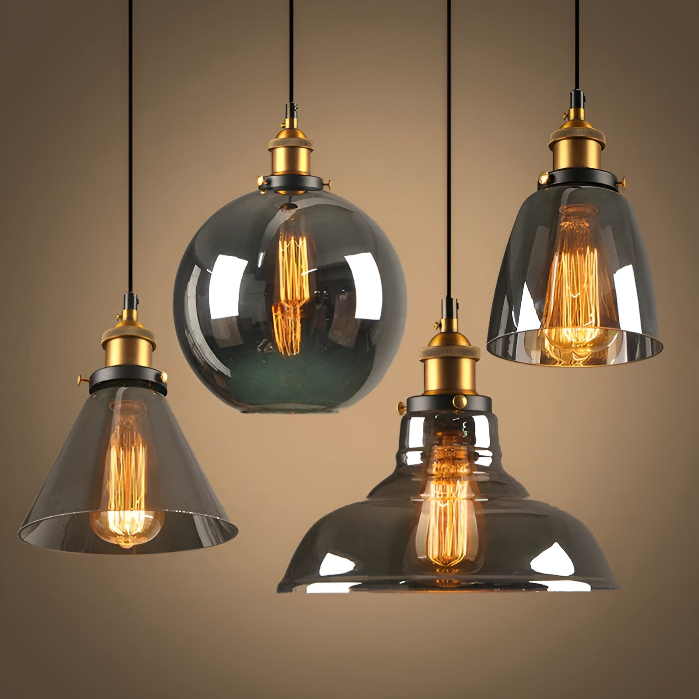 Antikk Glass Taklampe – Dekorativ Og Stemningsfull | Perfekt For Ditt Hjem