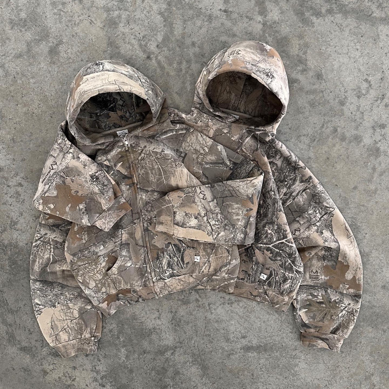 Isolert fleece camo-hettegenser – bakvisning