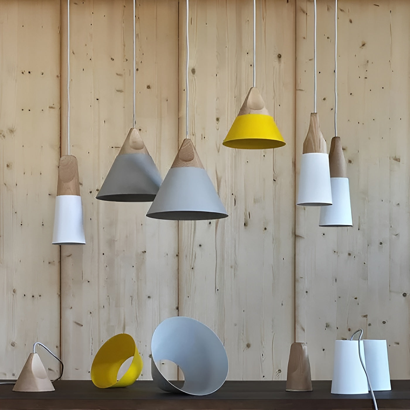Trelampe i Ekte Tre – Naturlig og Varm Belysning | Perfekt for Koselig Innredning - Lysarmaturer for tak