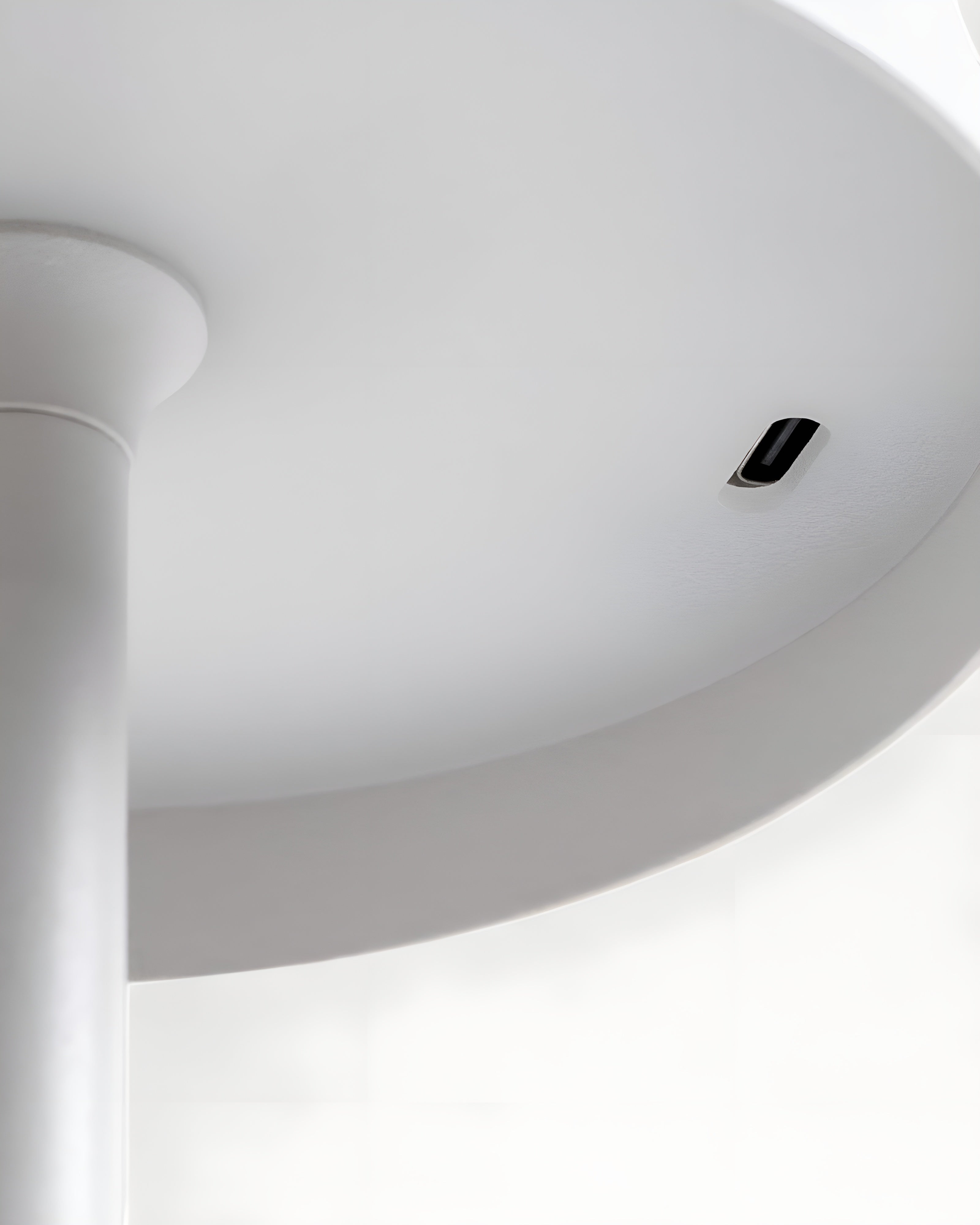 Bilde av Nordløft – Skandinavisk trådløs oppladbar bordlampe fra Velisse