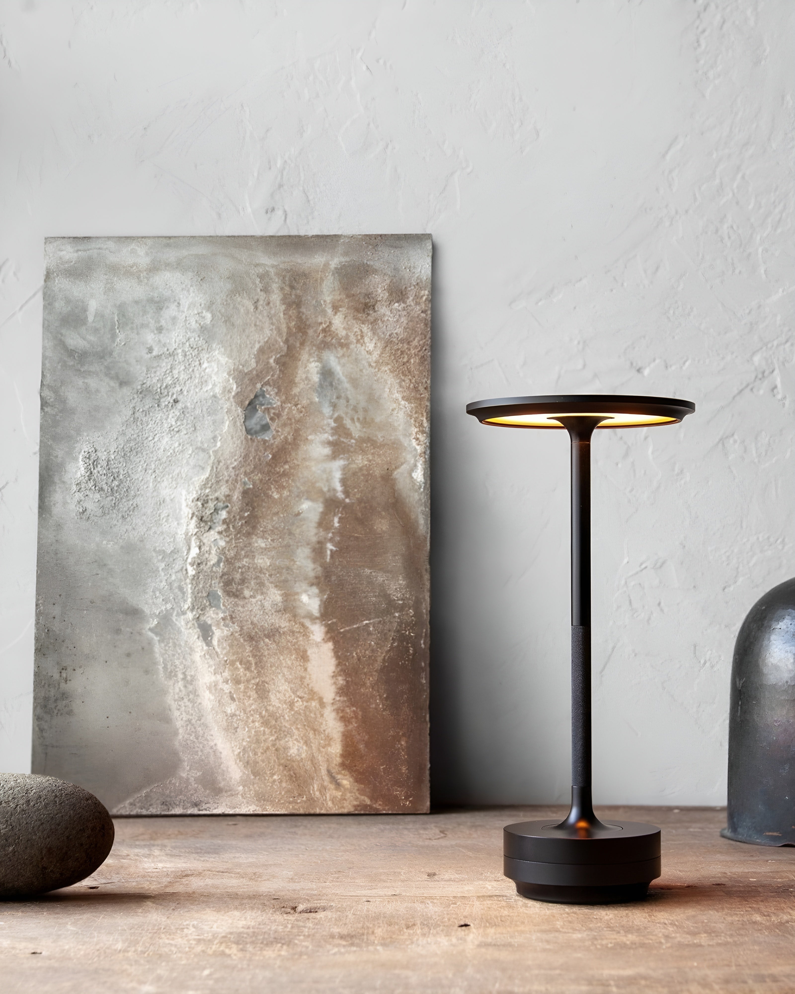 Bilde av Ambian Trådløs Bordlampe – Elegant og Stemningsfull Belysning fra Velisse