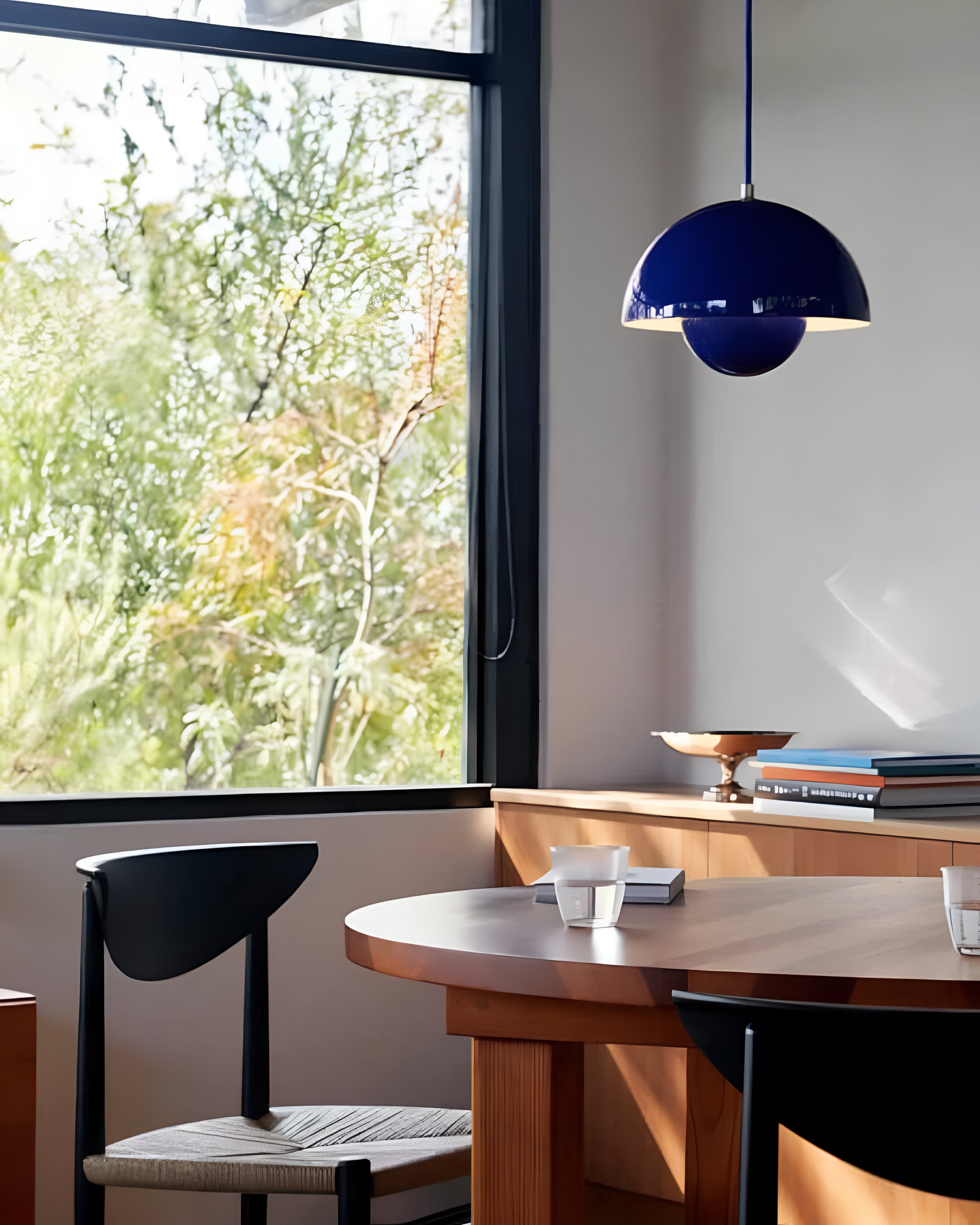 Bilde av Solheim Loftlampe – Elegant og Moderne Taklampe fra Velisse