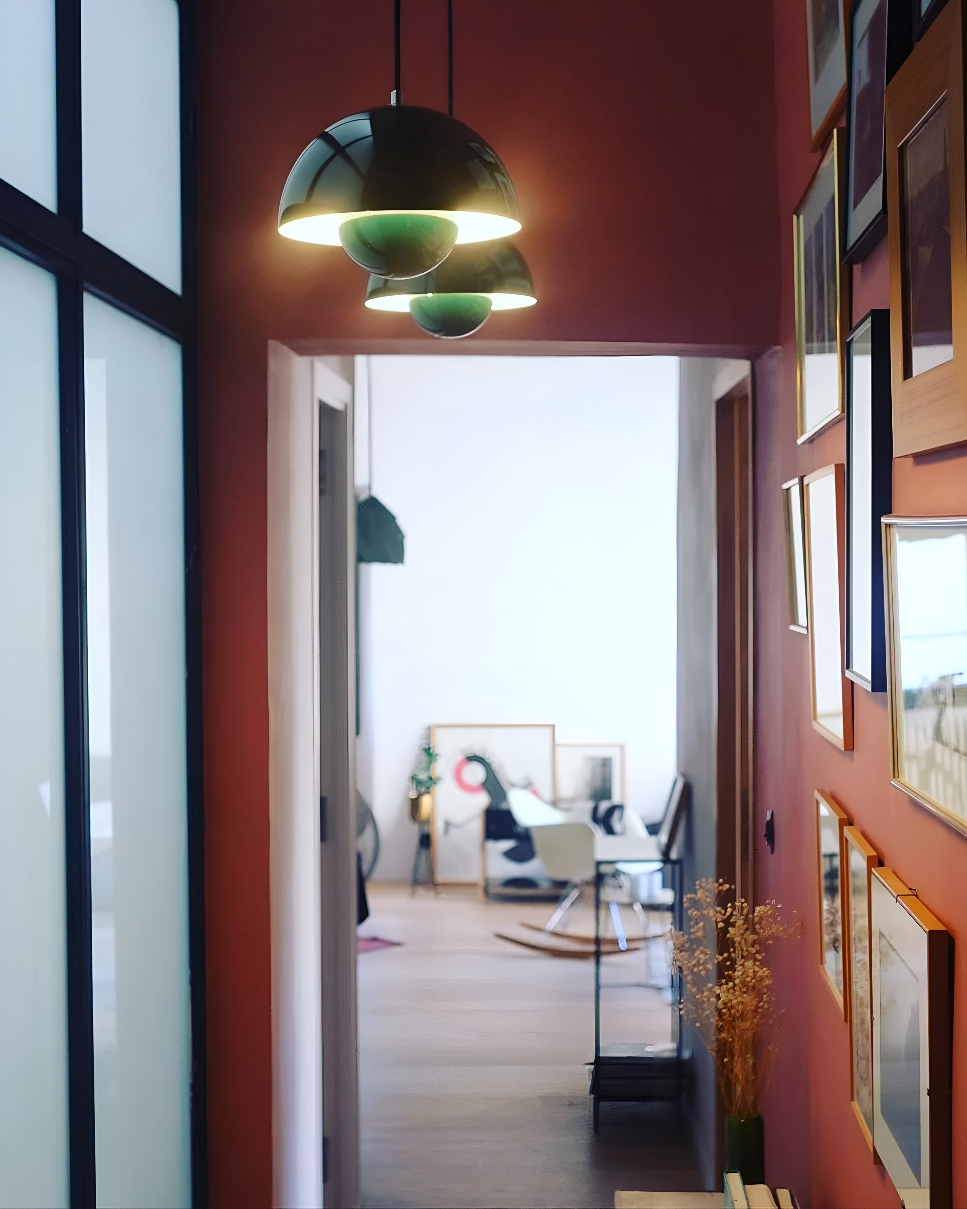 Bilde av Solheim Loftlampe – Elegant og Moderne Taklampe fra Velisse