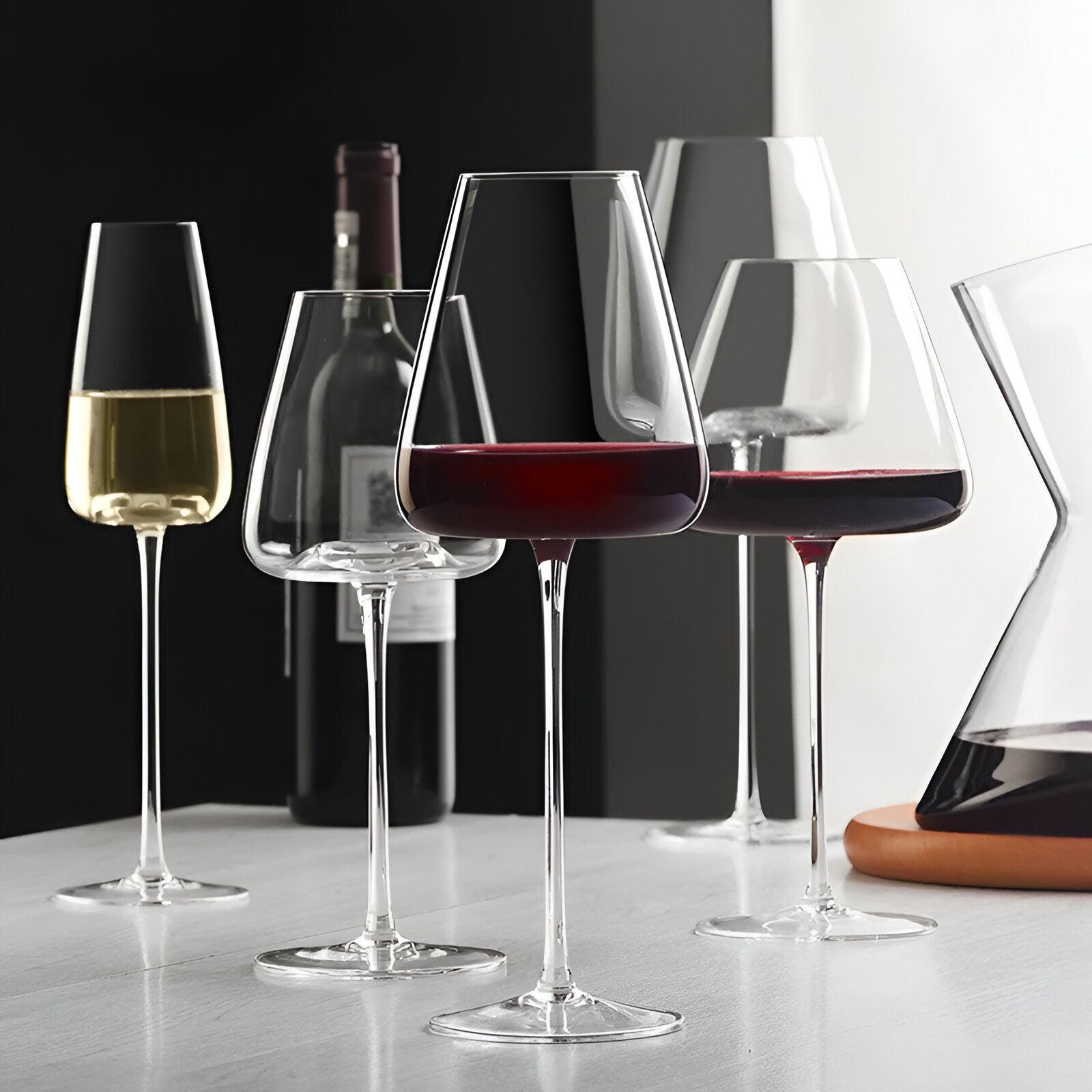 Vinglass i Krystall – Elegant og Håndlaget | Sett med 2, 4 eller 6