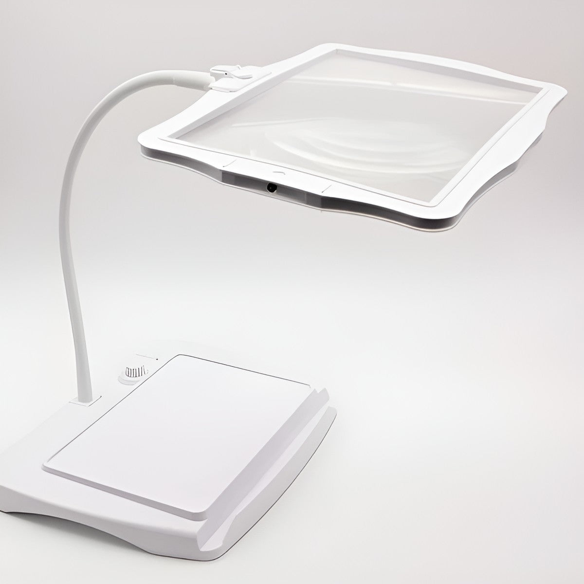 Fleksibel Skrivebordslampe – Innebygd Forstørrelsesglass og LED-lys | Perfekt for Lesing og Hobbyarbeid