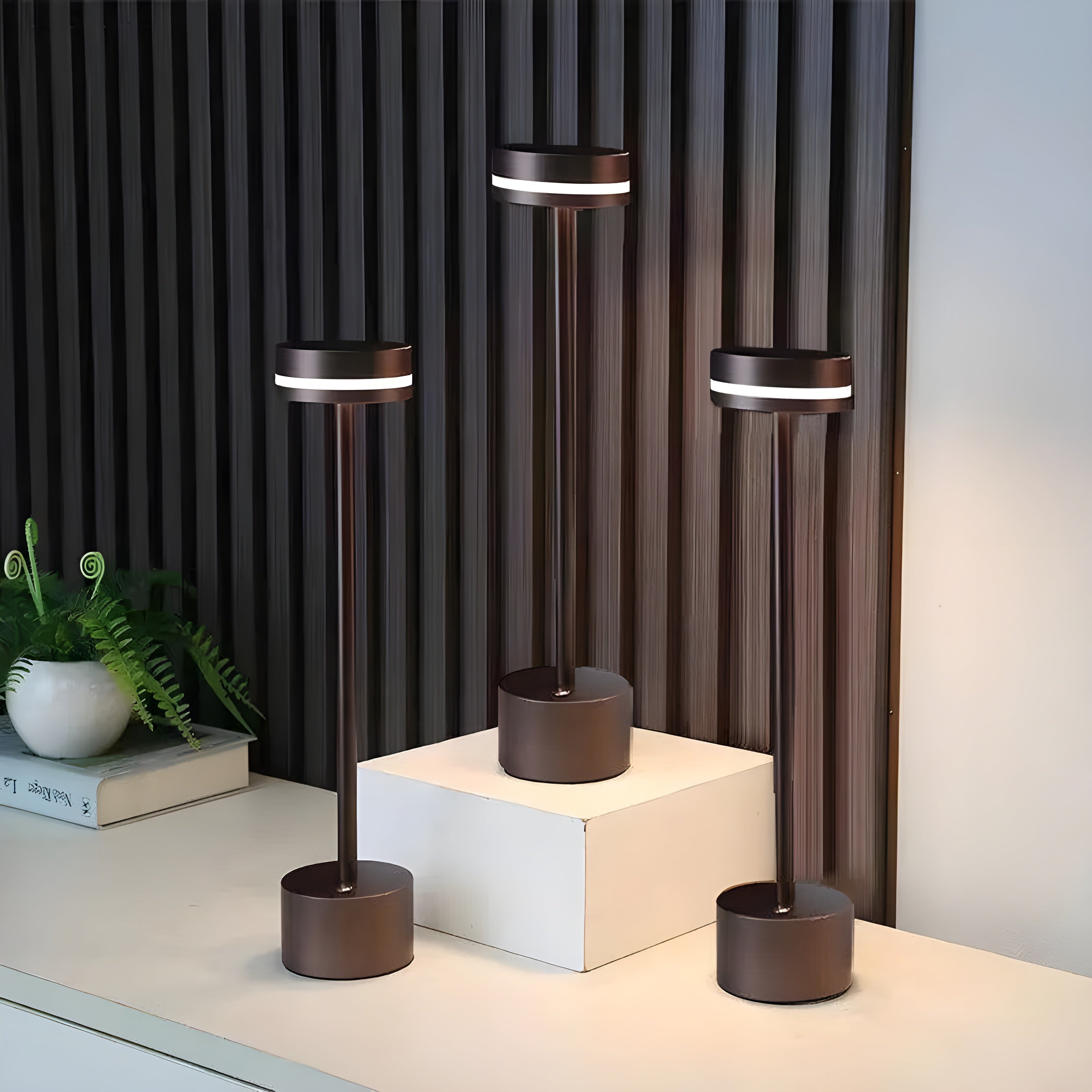Bilde av Lurios - Luksuriøs Multifunksjonell Nordisk Bordlampe Uten Kabel fra Velisse
