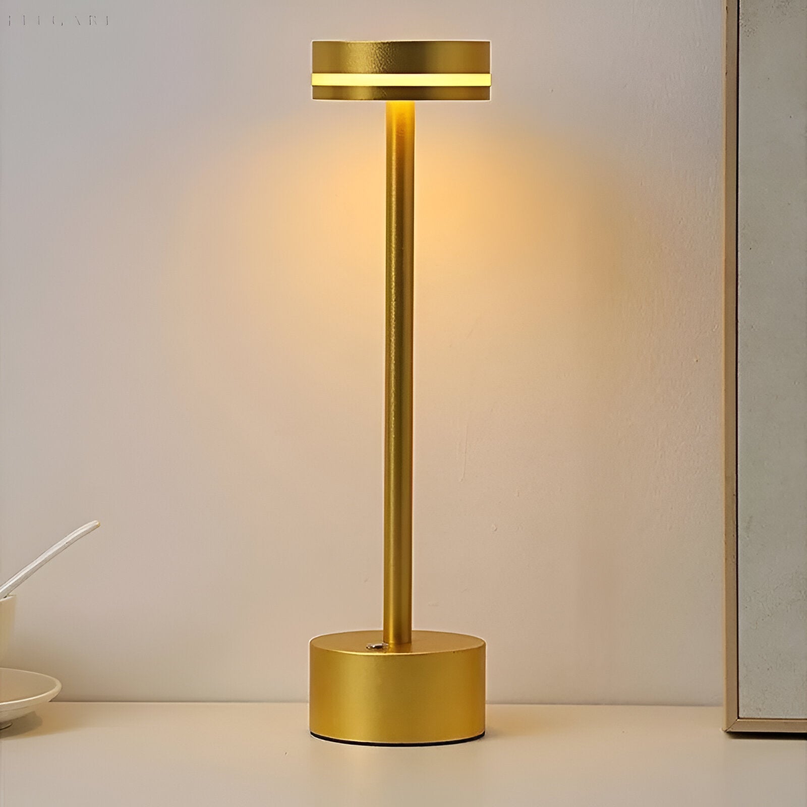 Bilde av Lurios - Luksuriøs Multifunksjonell Nordisk Bordlampe Uten Kabel fra Velisse
