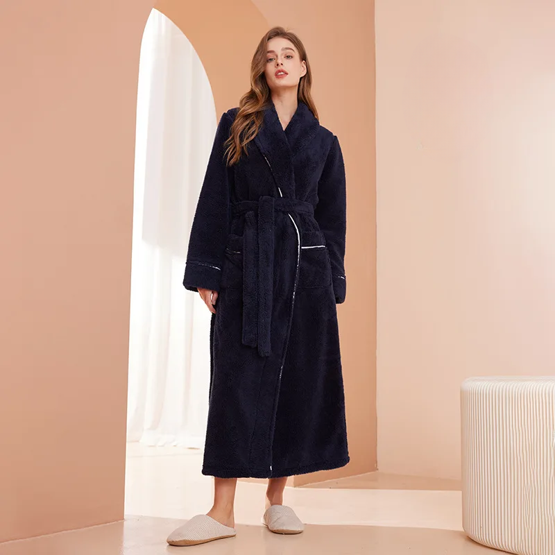 Lang myk badekåpe med belte og lommer – unisex, bilde 1