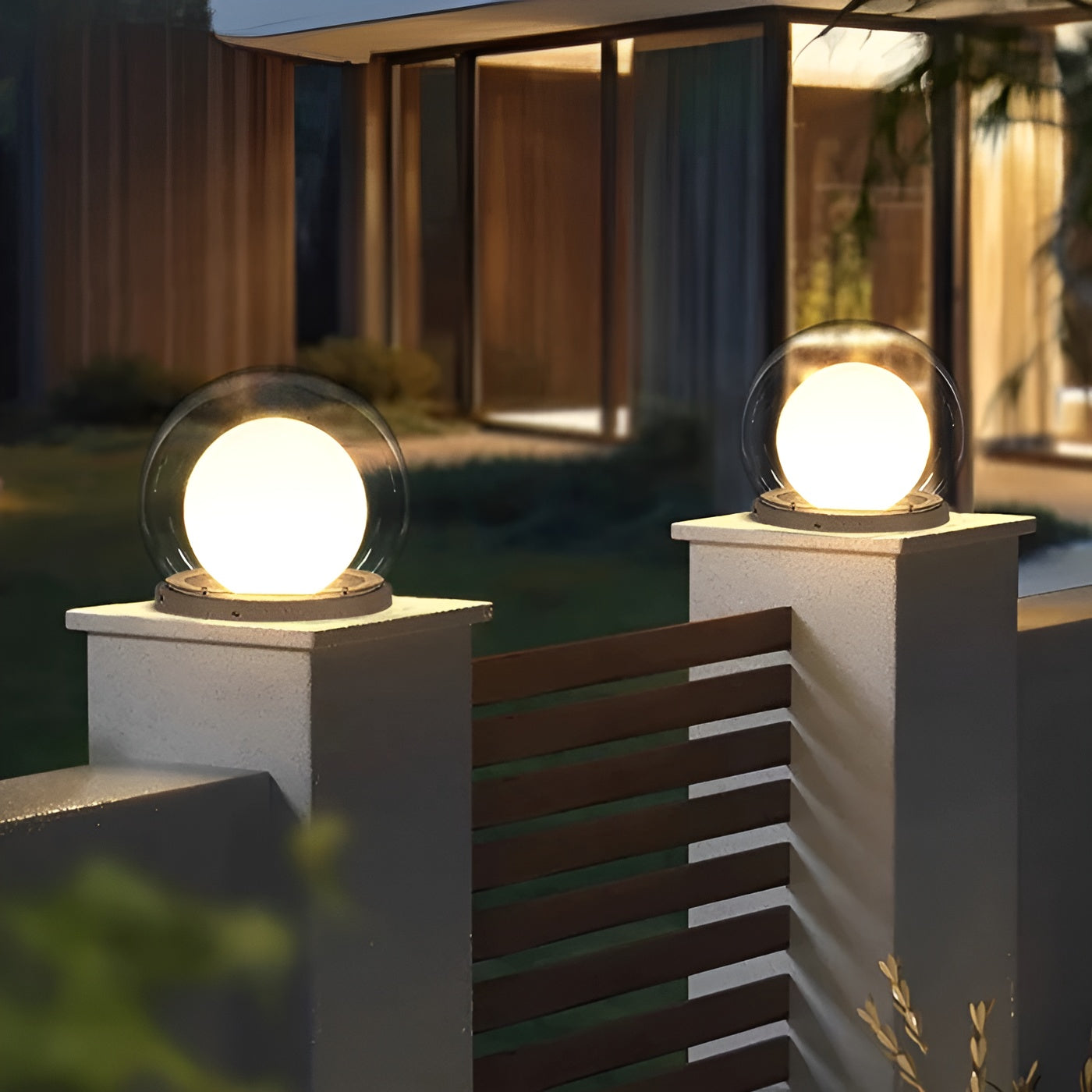 Utendørslampe I Søyleform – Værbestandig, Stilig Hagebelysning For Terrasser Og Gårdsplasser