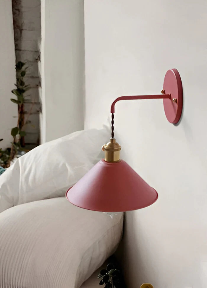 Vintage Metallvegglampe – Retro Design for Stuer og Ganger