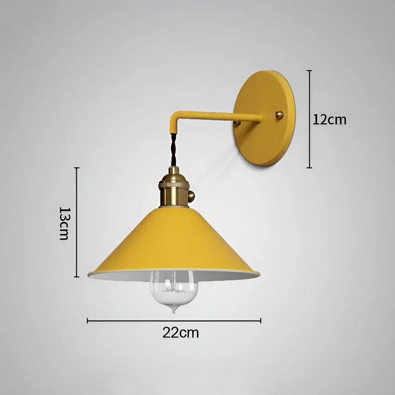 Vintage Metallvegglampe – Retro Design for Stuer og Ganger