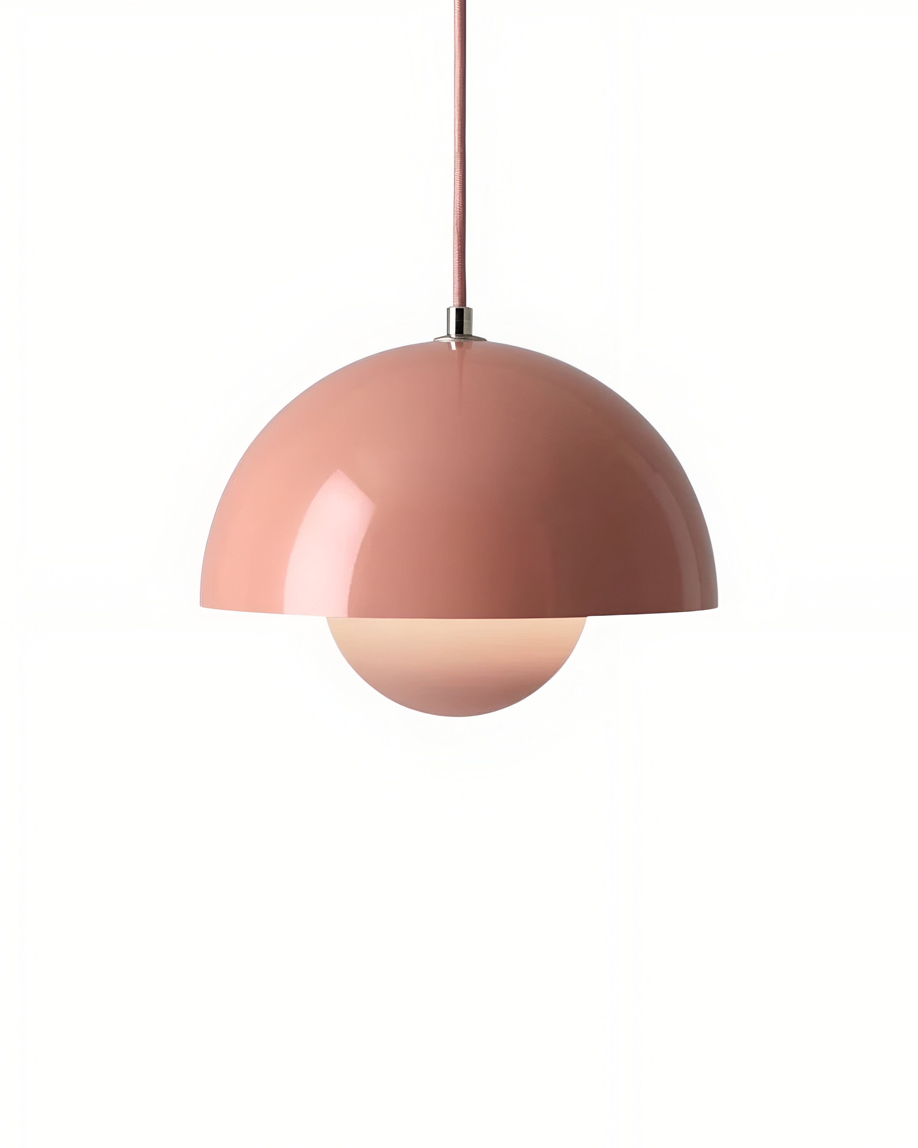 Bilde av Solheim Loftlampe – Elegant og Moderne Taklampe fra Velisse