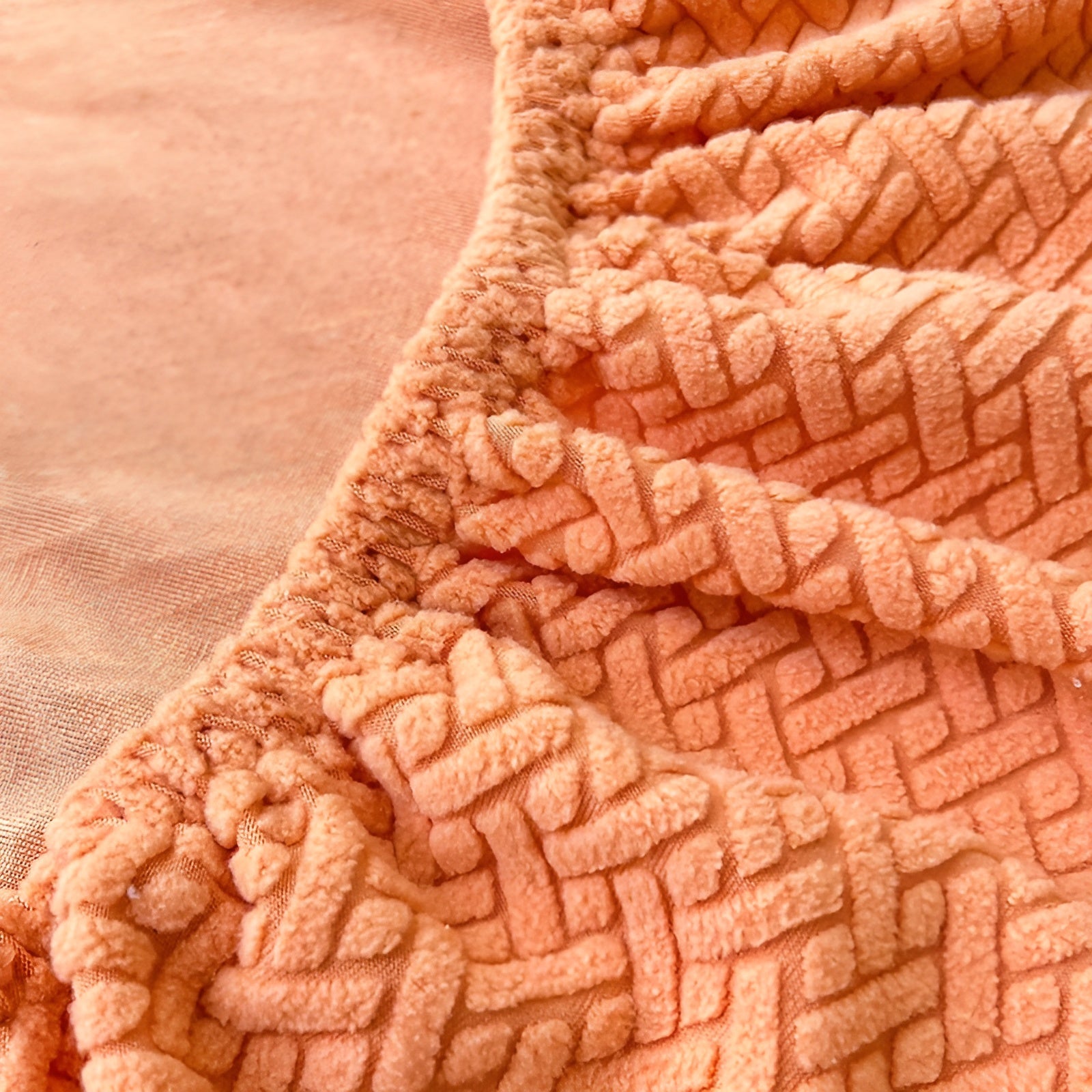 Elastisk Sofatrekk – Vannavstøtende og Sitter Perfekt | Beskyttende Stretchstoff for Sofa