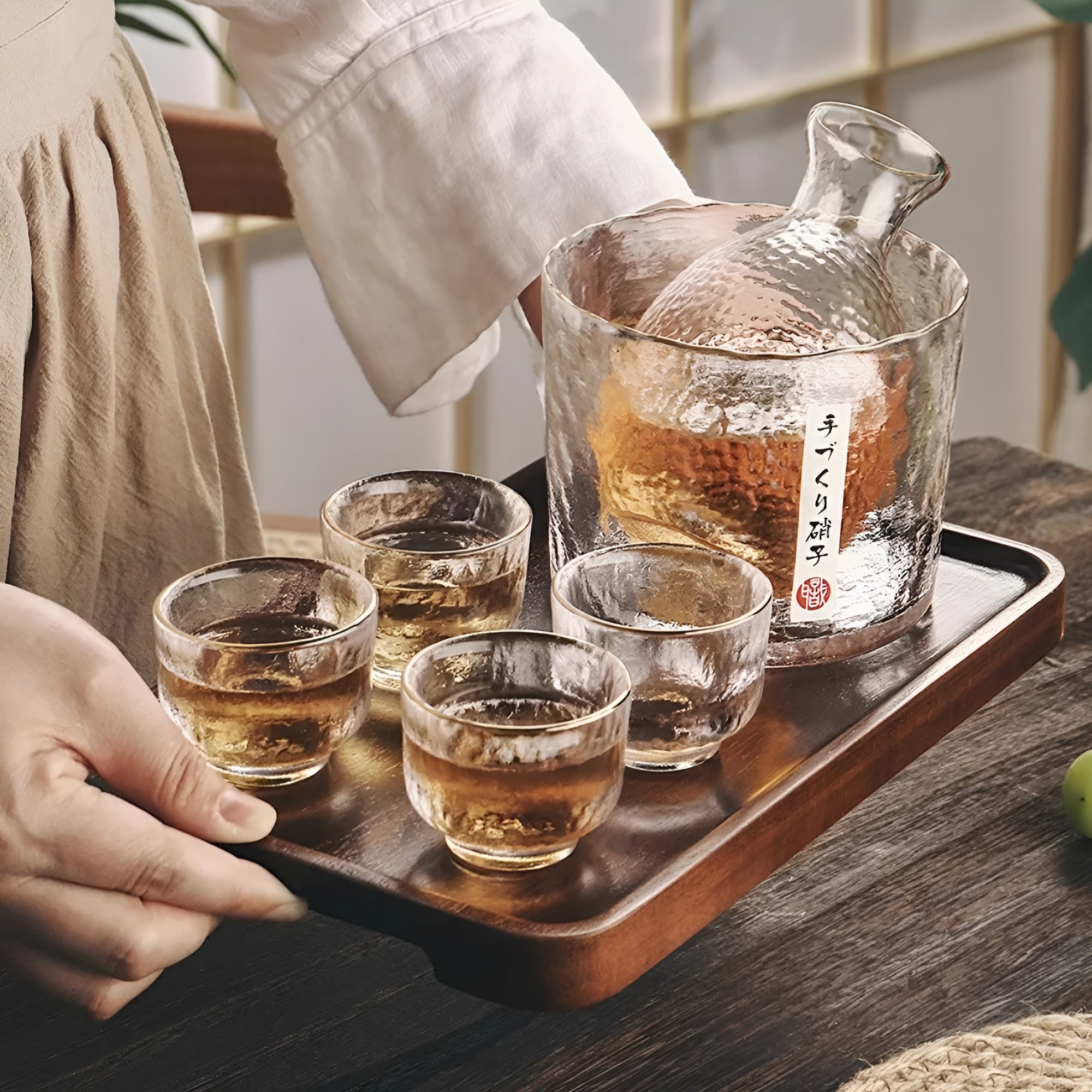 Japansk Glassett – Elegant Sake- og Whiskysett | Perfekt for Hjemmebar og Gaver