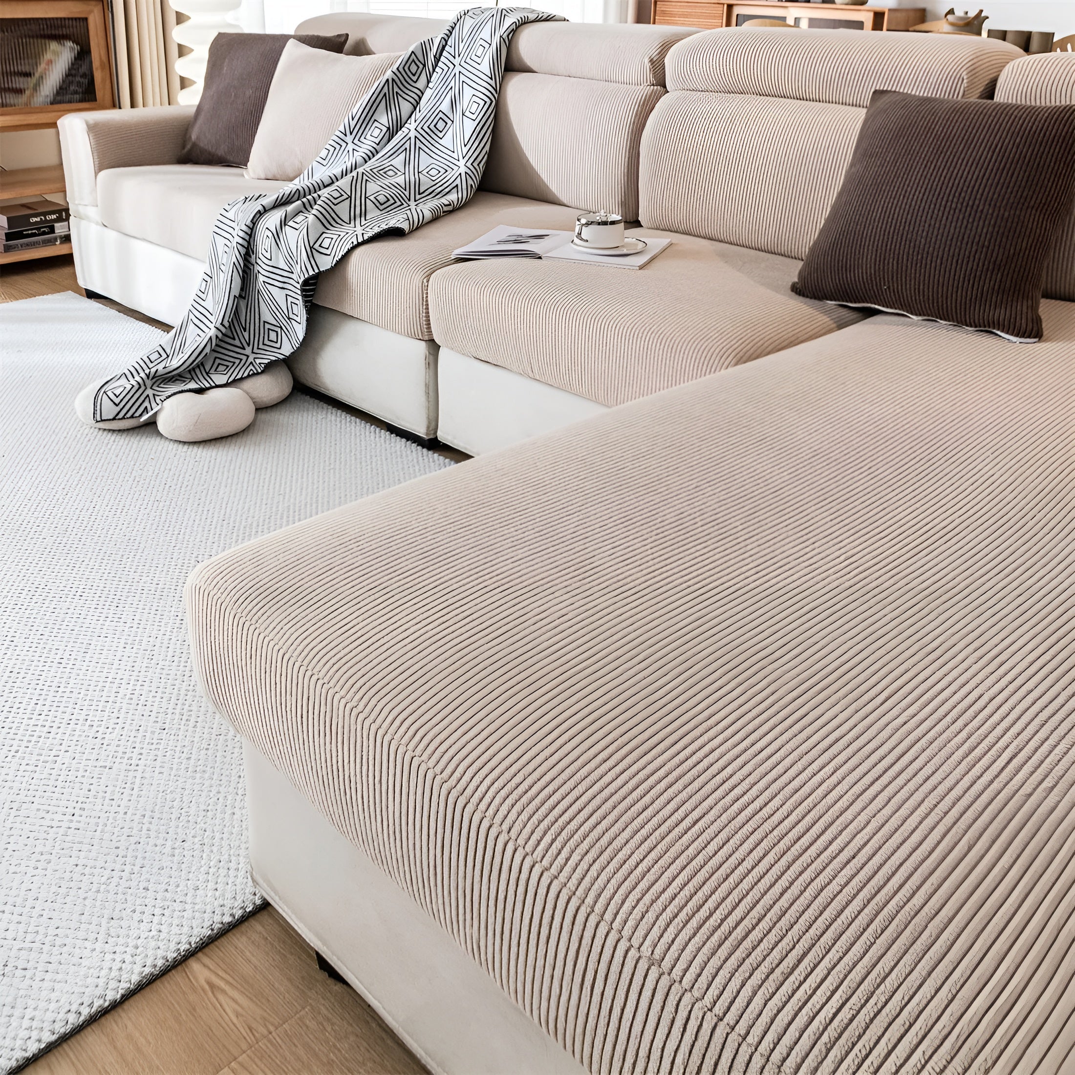 Sofatrekk i Kordfløyel – Mykt, Tøyelig og Slitesterkt | Vertikalt Stripemønster