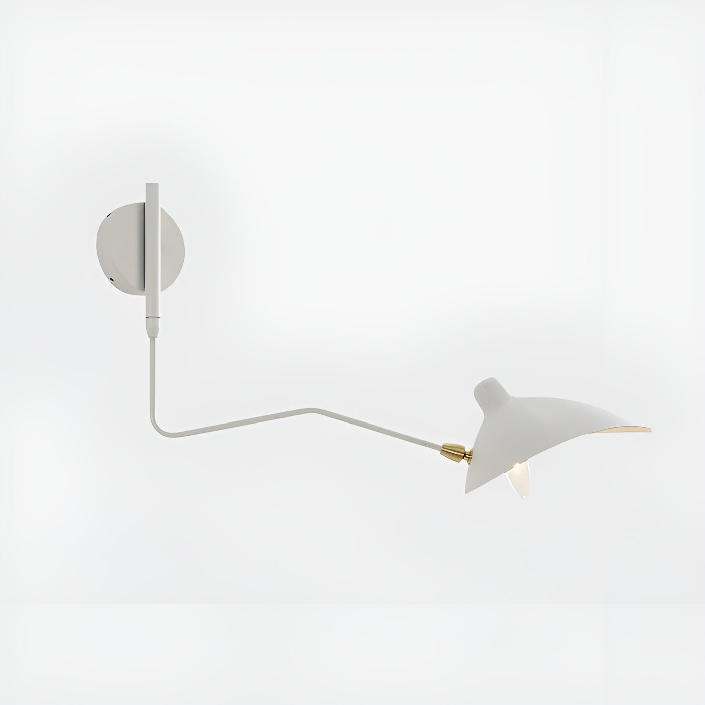 Vegglampe med Svingarm – Elegant og Tidløs | Perfekt for Soverom og Hjemmekontor