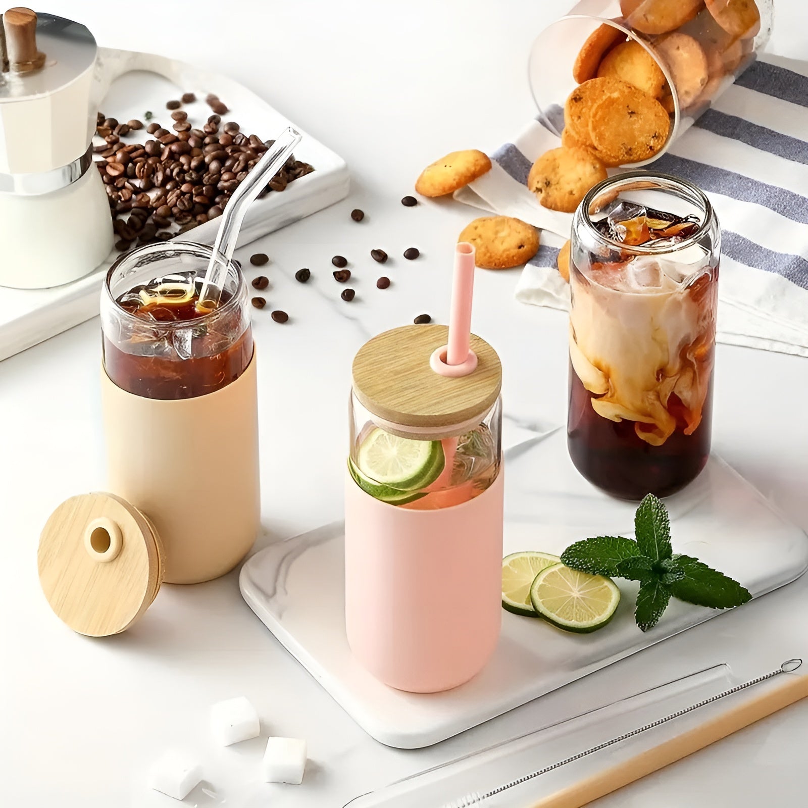 Drikkeglass Med Sugerør – 2-delers Sett Med Trelokk Og Silikonholder | Perfekt Til Kaffe, Juice Og Smoothies
