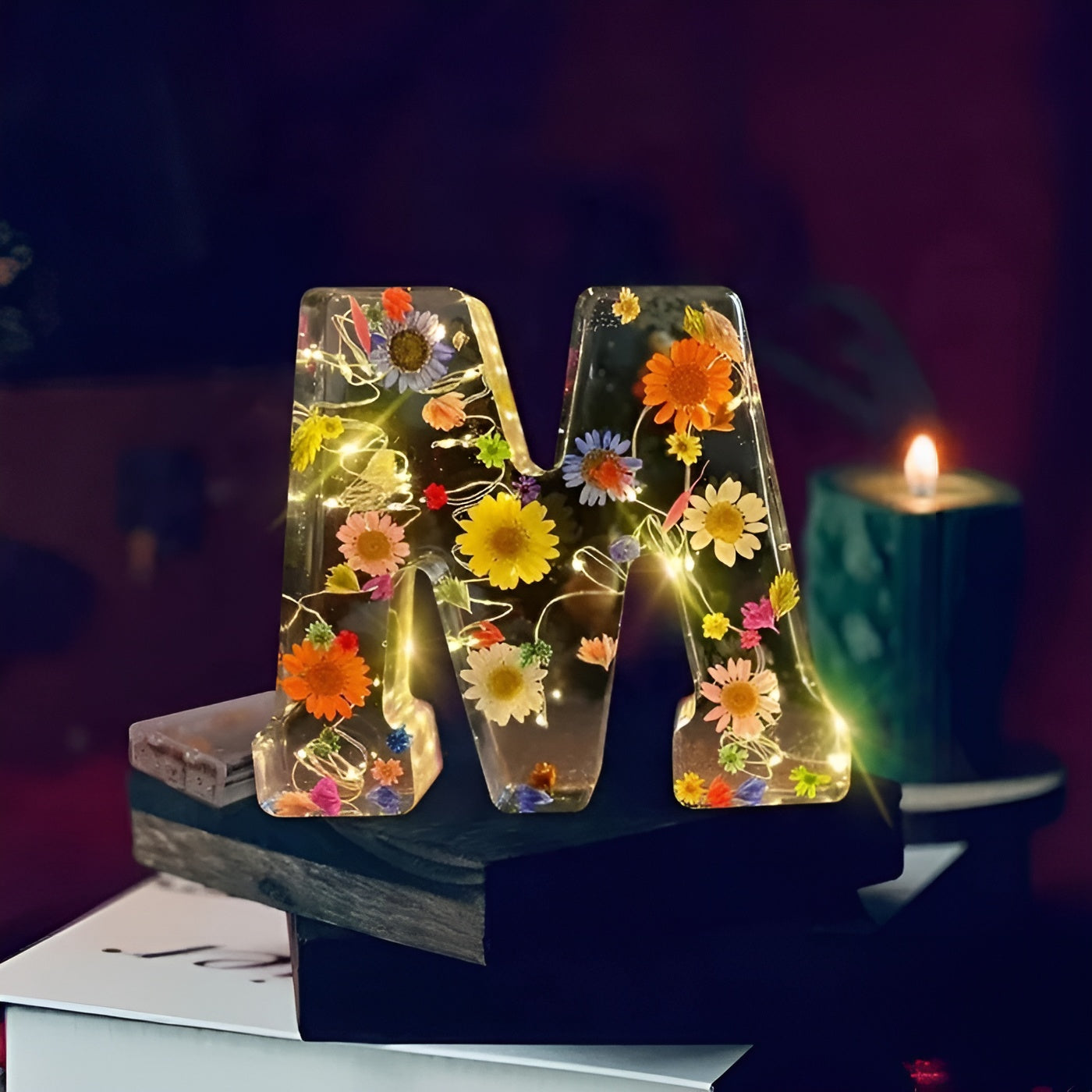 Blomster Bokstavlampe – Dekorativ og Koselig | Perfekt til Hjem og Fest