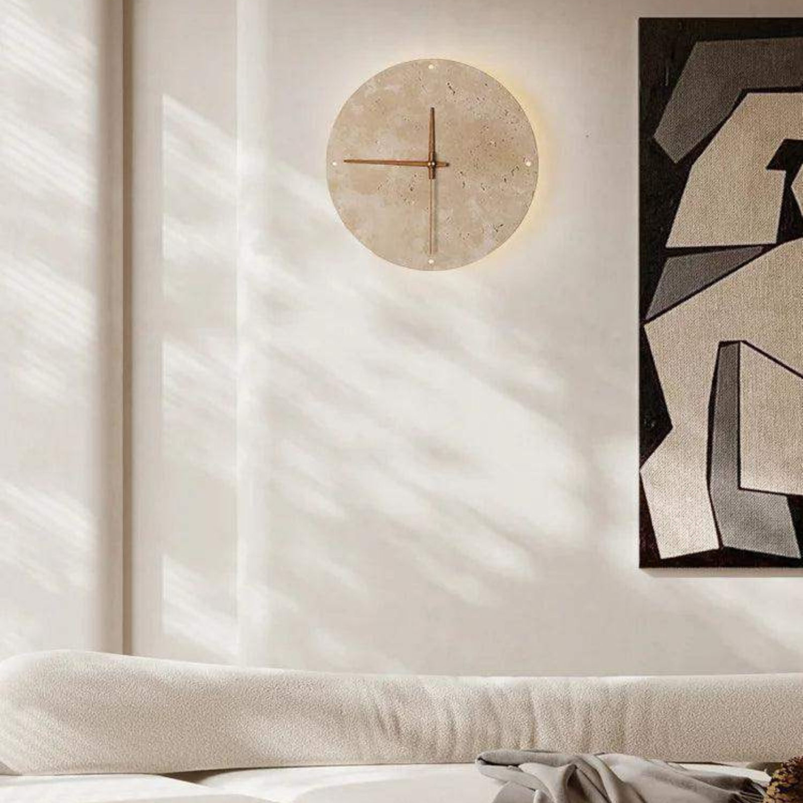 Veggur i Travertin med LED-lys – Minimalistisk og Dekorativ | Naturlig Stein for Moderne Interiør