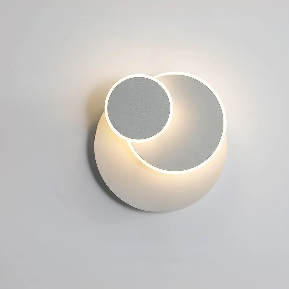 LED Vegglampe Roterbar- 3-i-1 Lampe i Moderne Design | Perfekt som Dekorativ Innendørsbelysning