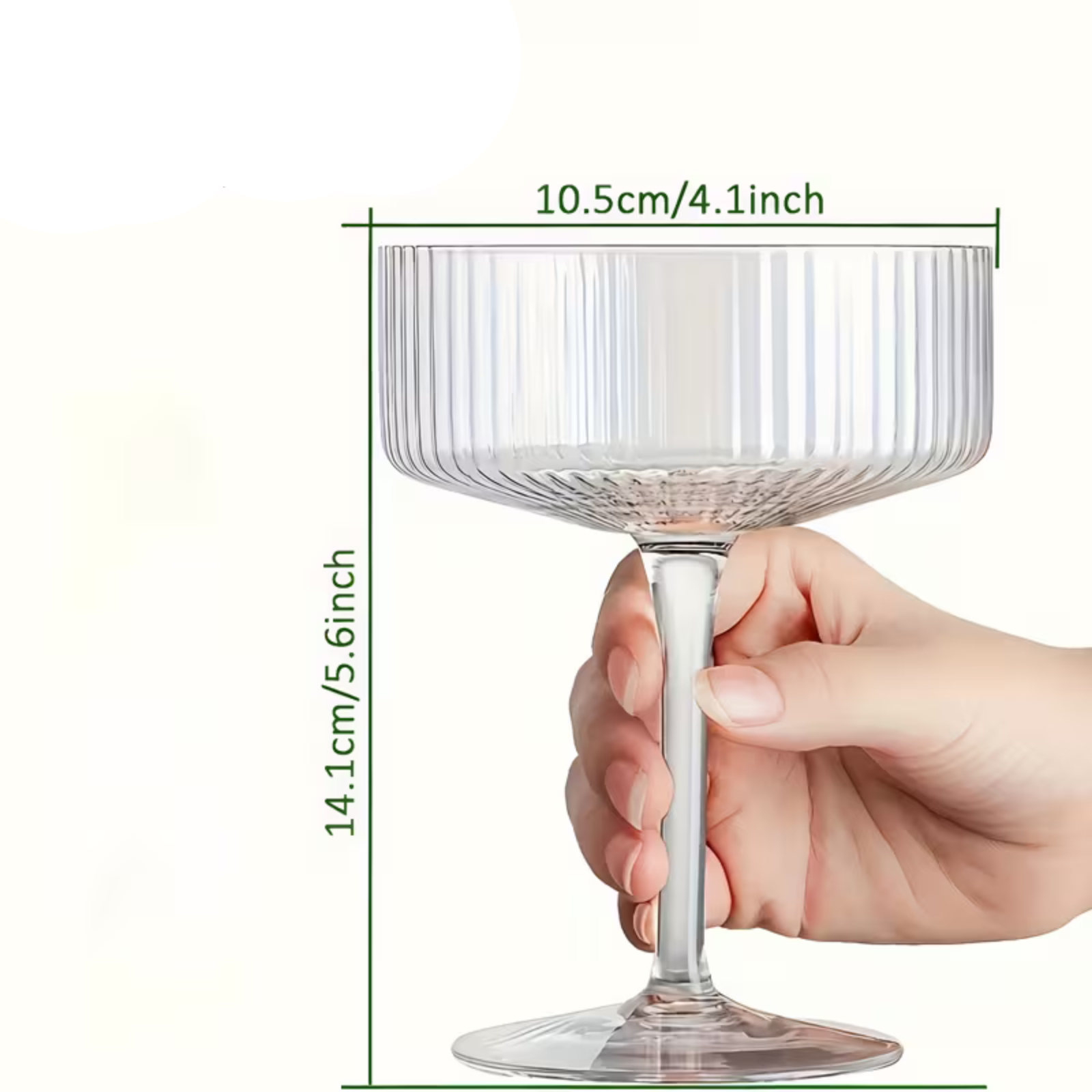 Cocktailglass Med Rillestruktur – Elegant Relieffdesign | Perfekt For Martini Og Margarita