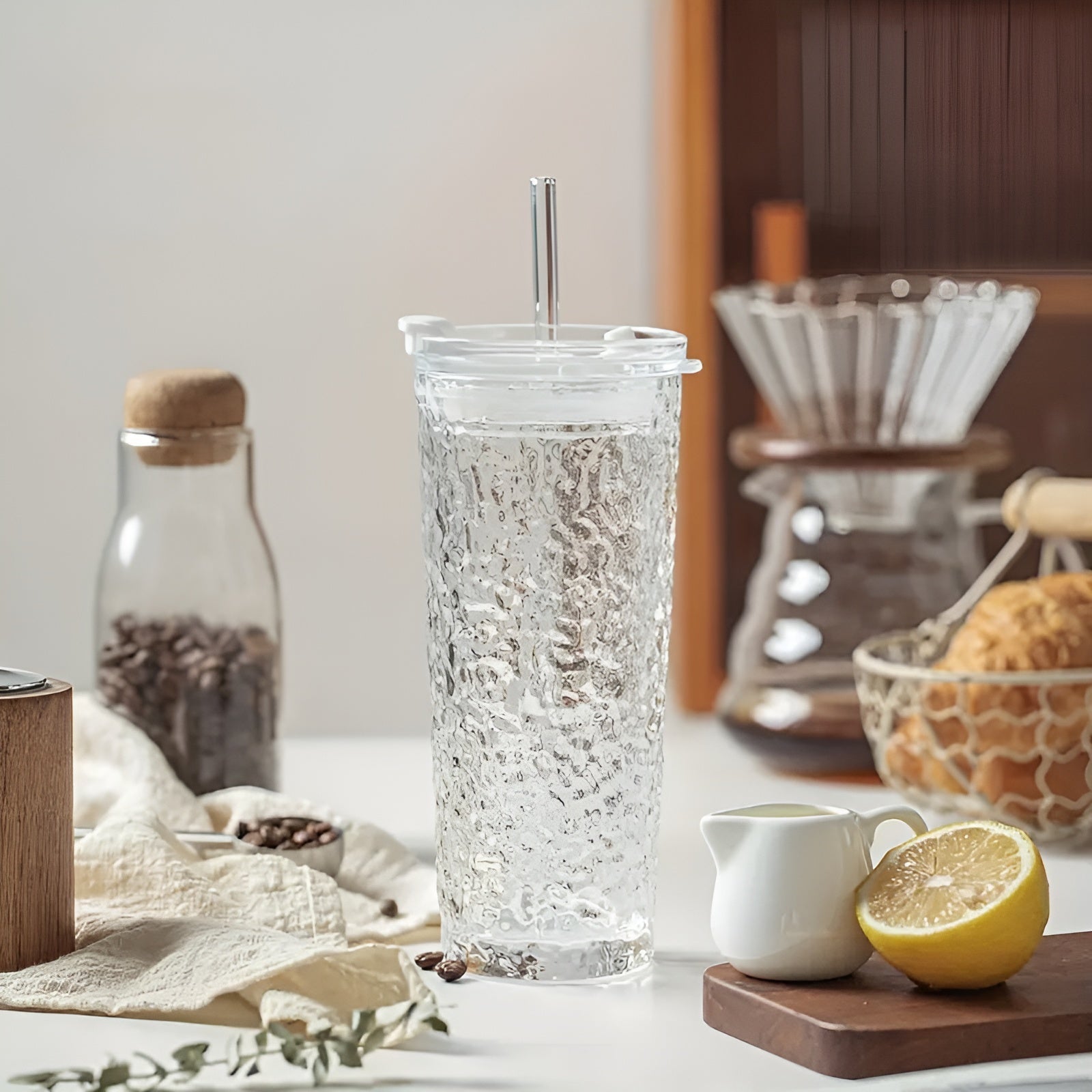 Glass med Lokk og Sugerør – Gjenbrukbare og Sklisikre | Perfekt for Kaffe, Te og Kald Drikke