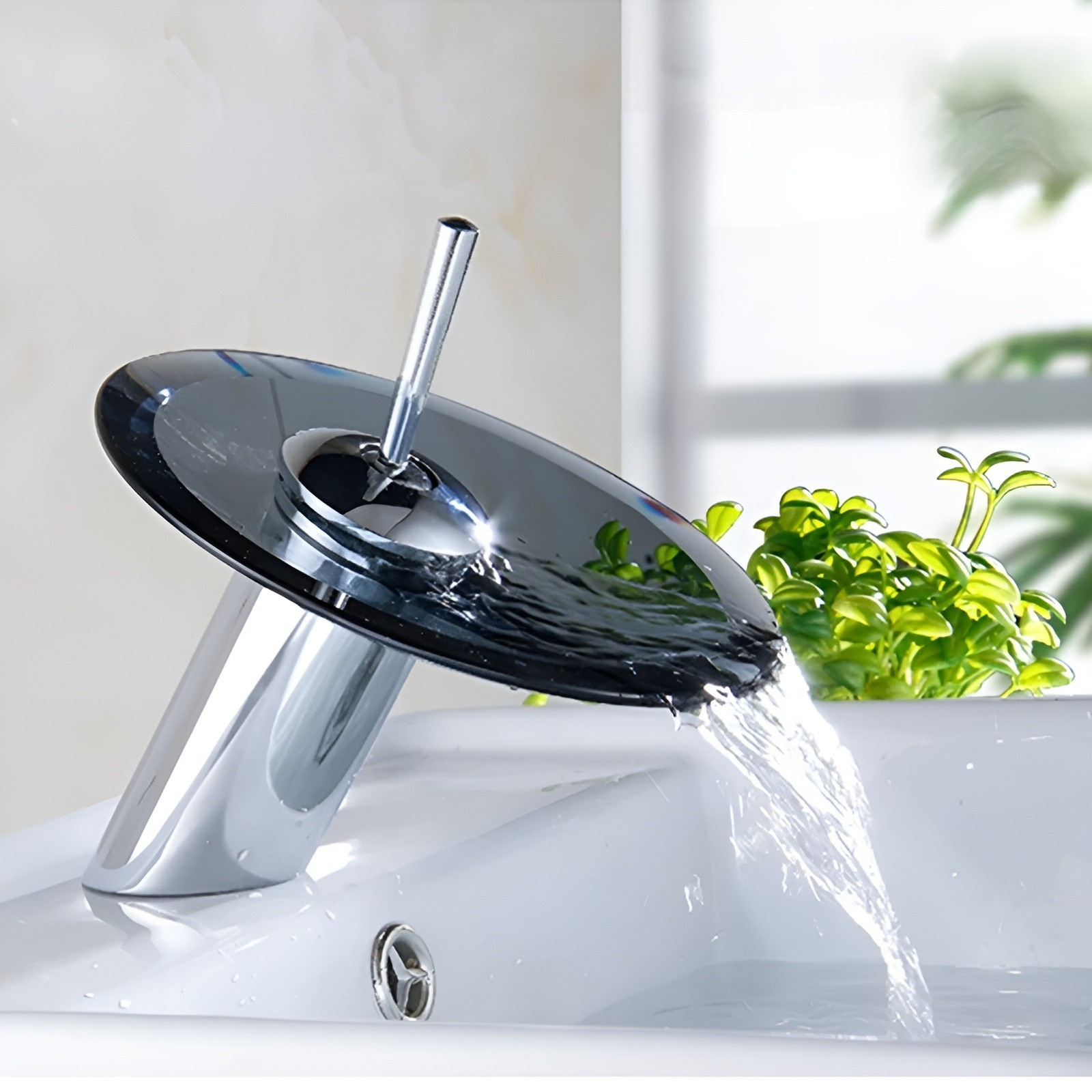 Servantkran med Fossedesign – Stilren og Moderne | Ettgreps Blandebatteri i Krom for Bad