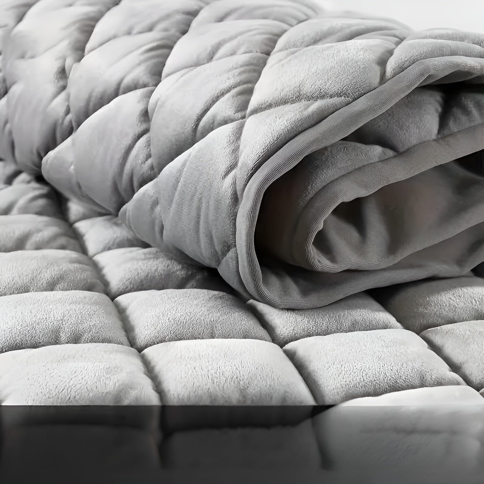 Trekktrekk til Sengegavl – Mykt og Komfortabelt | Dekorativ og Beskyttende