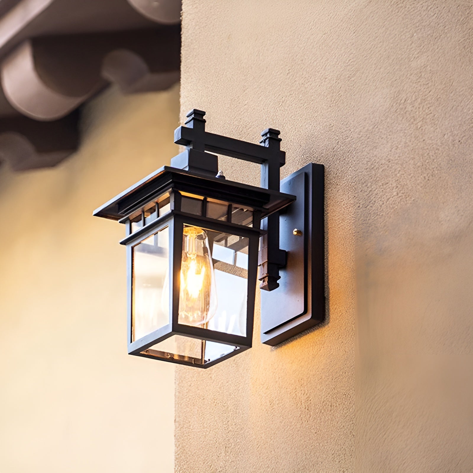 Elegant Utelampe – Værbestandig og Stilfull | Perfekt for Hage og Terrasse