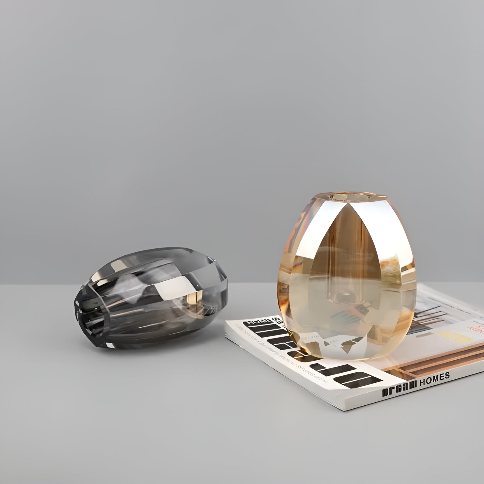 Krystallvase i Dråpeform – Elegant og Tidløs | Dekorativ for Bord og Stue