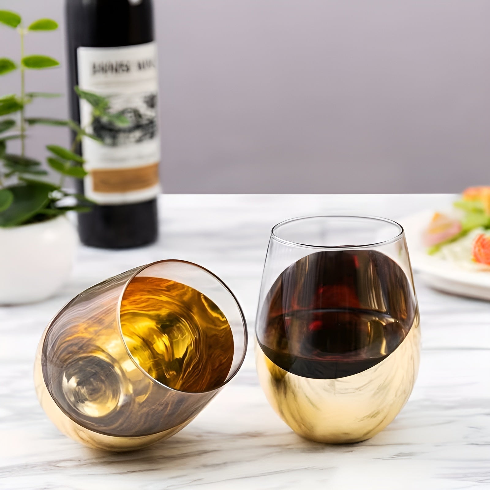 Stiløse Rødvinsglass – Elegant Geometrisk Design | Komfortabelt og Stabilt i Hånden - Gull
