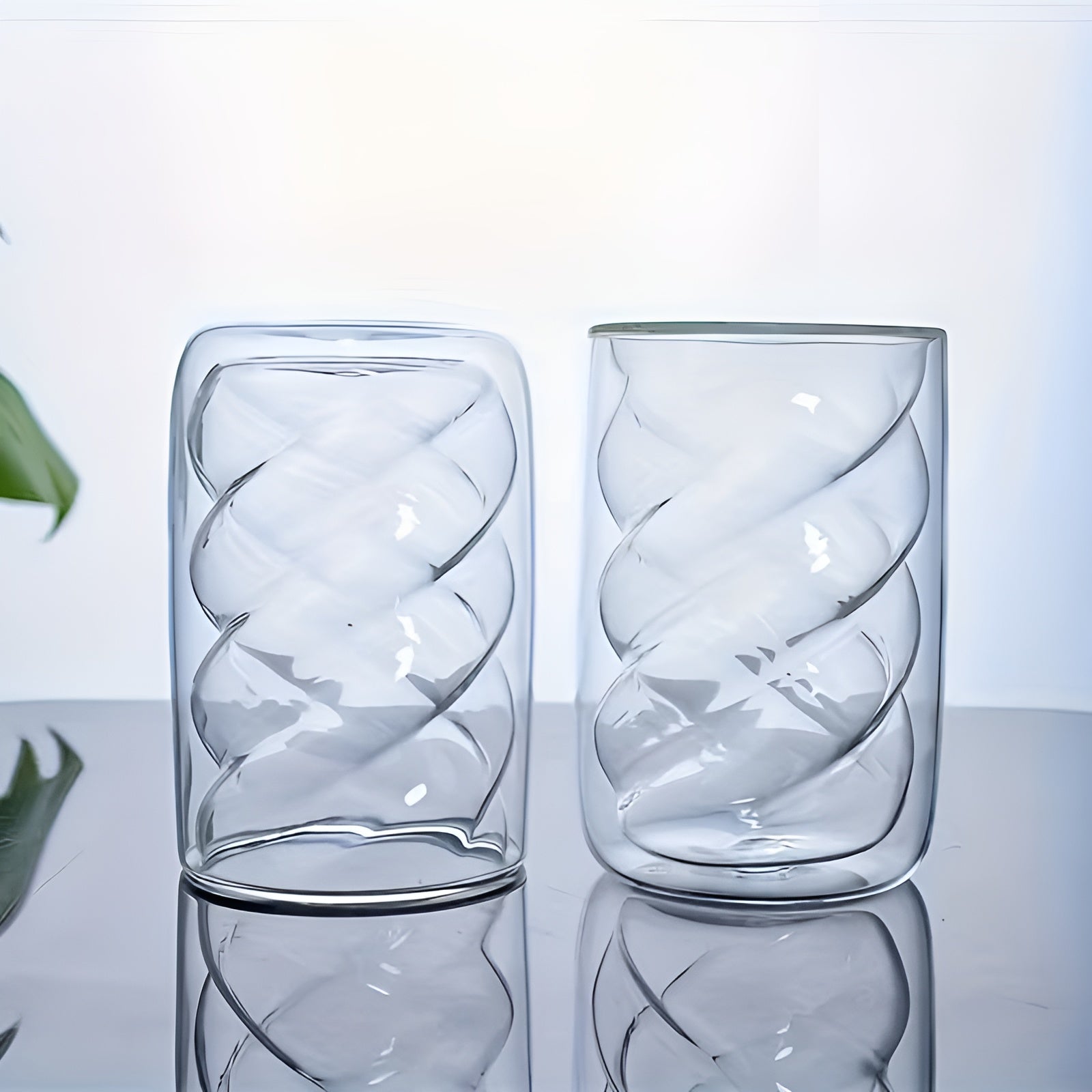 Dobbeltveggede Spiralglass i 4-pk – Varmeisolerende og Hitzebestandige | Perfekt for Kaffe Te og Dessert - Tumblere