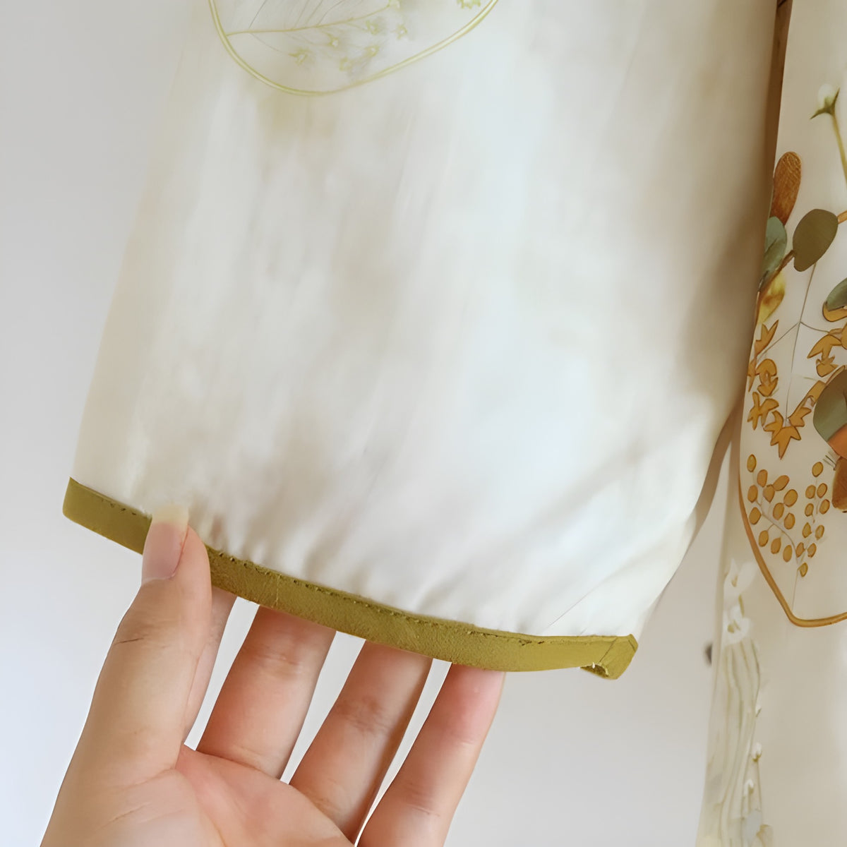 Pysjamassett i Bambusfiber – Retro Blomstertrykk, Pustende Komfort