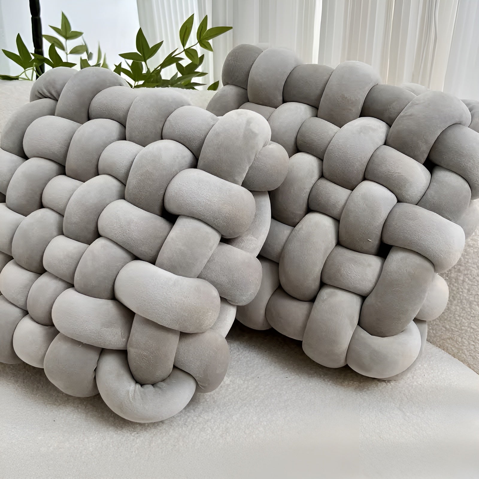 Knutedekorputer i 2-pakning – Myke og Dekorative | Perfekt for Sofa, Seng og Stue